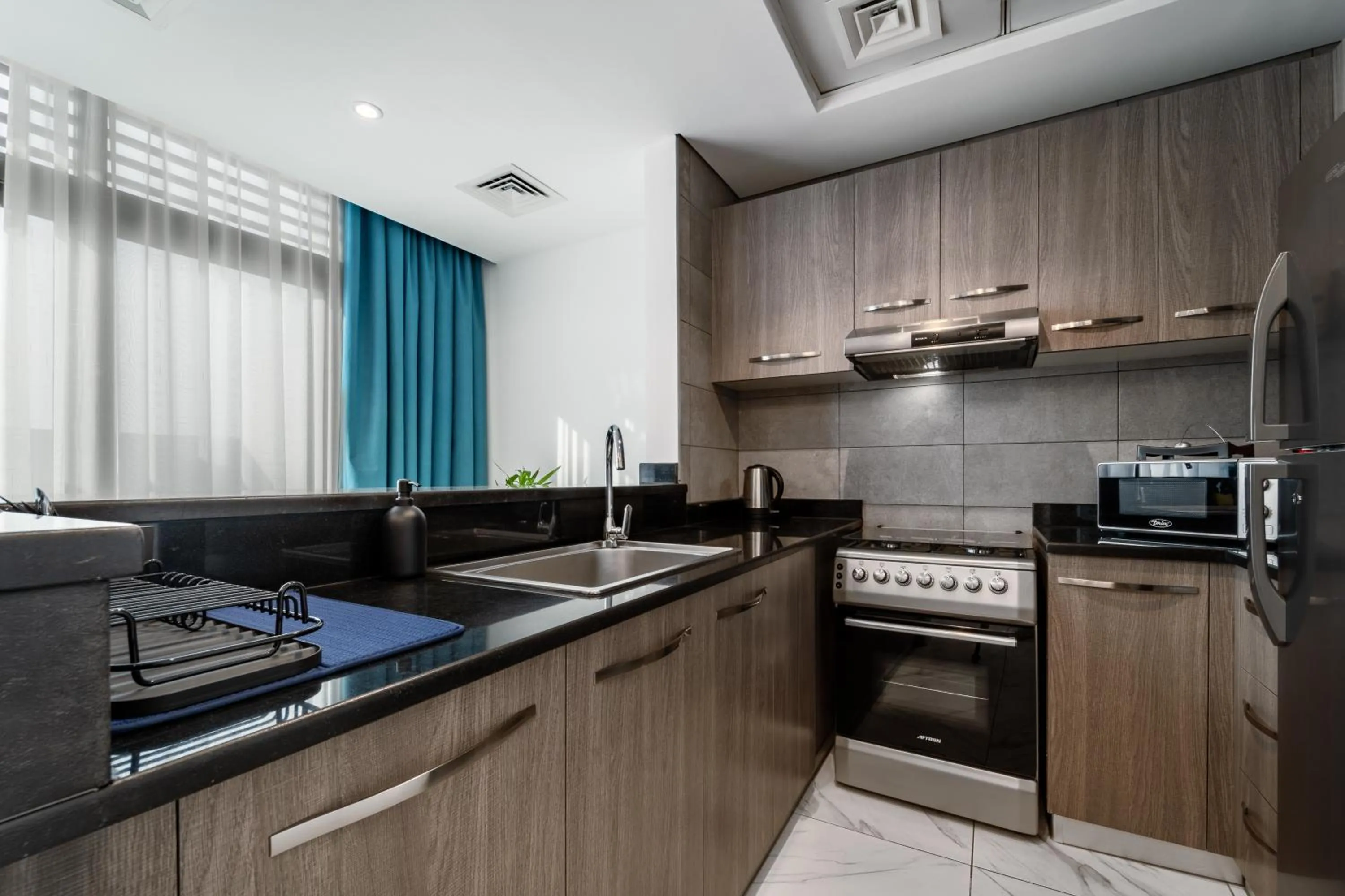 Kitchen or kitchenette in Izzzi Life Mint