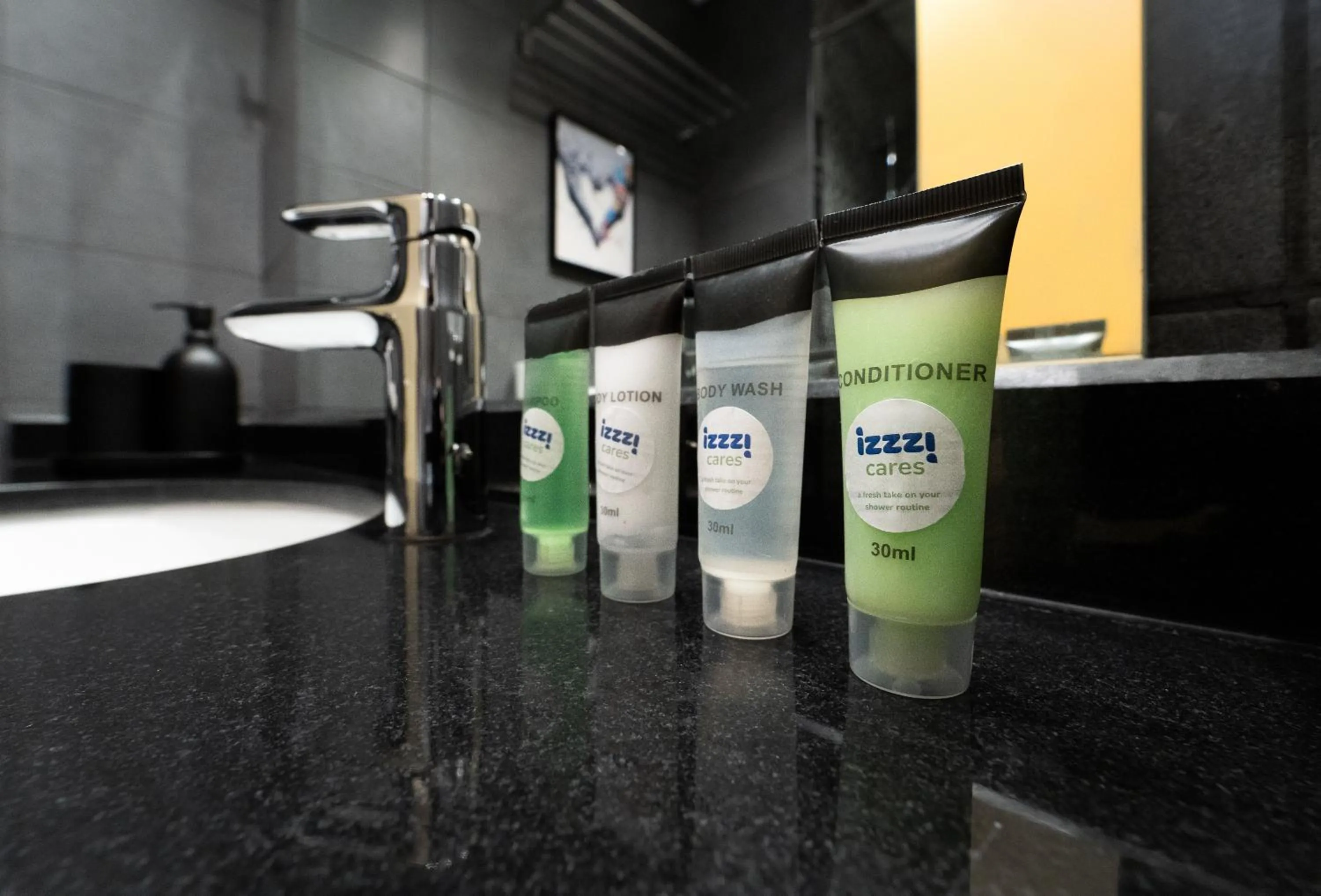 Bathroom in Izzzi Life Mint