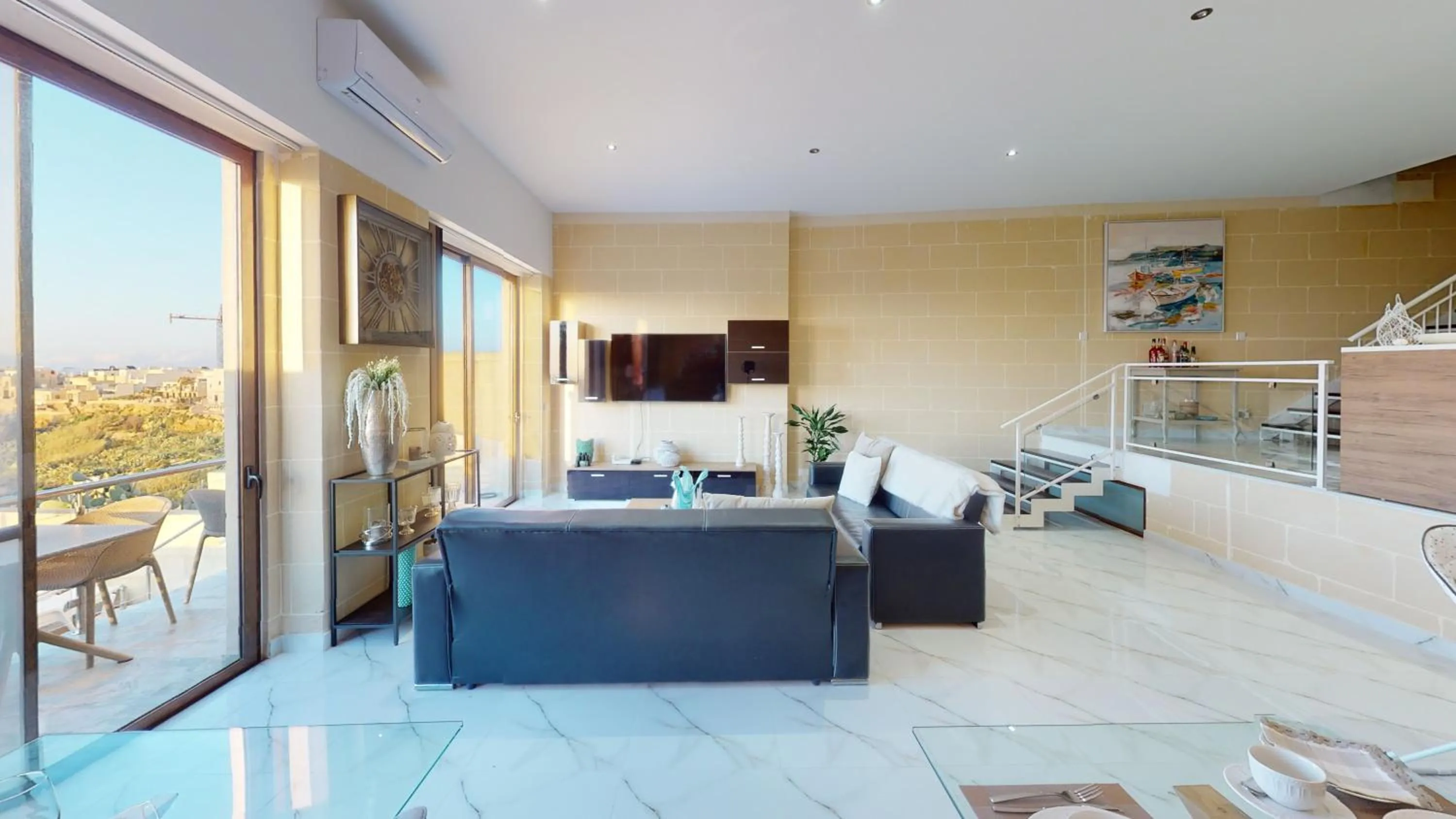 Communal lounge/ TV room in Dubhlina - Luxury Bed & Breakfast - Gozo