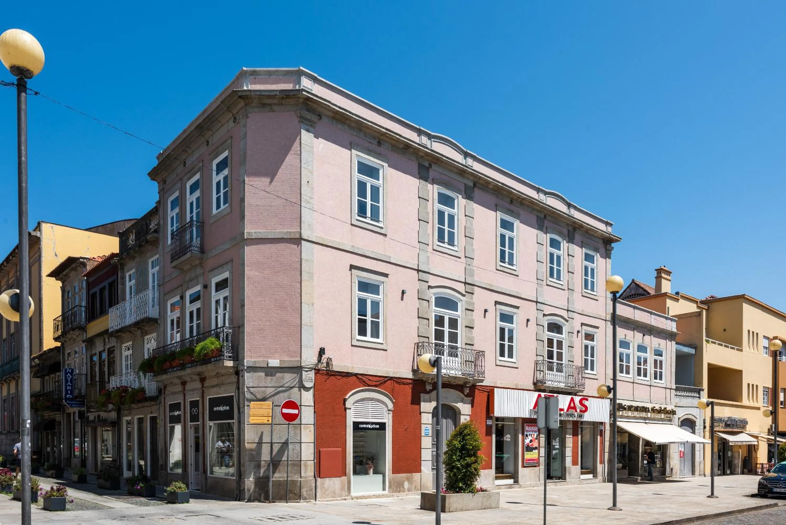 Property building in Avenida Viana Boutique Suites