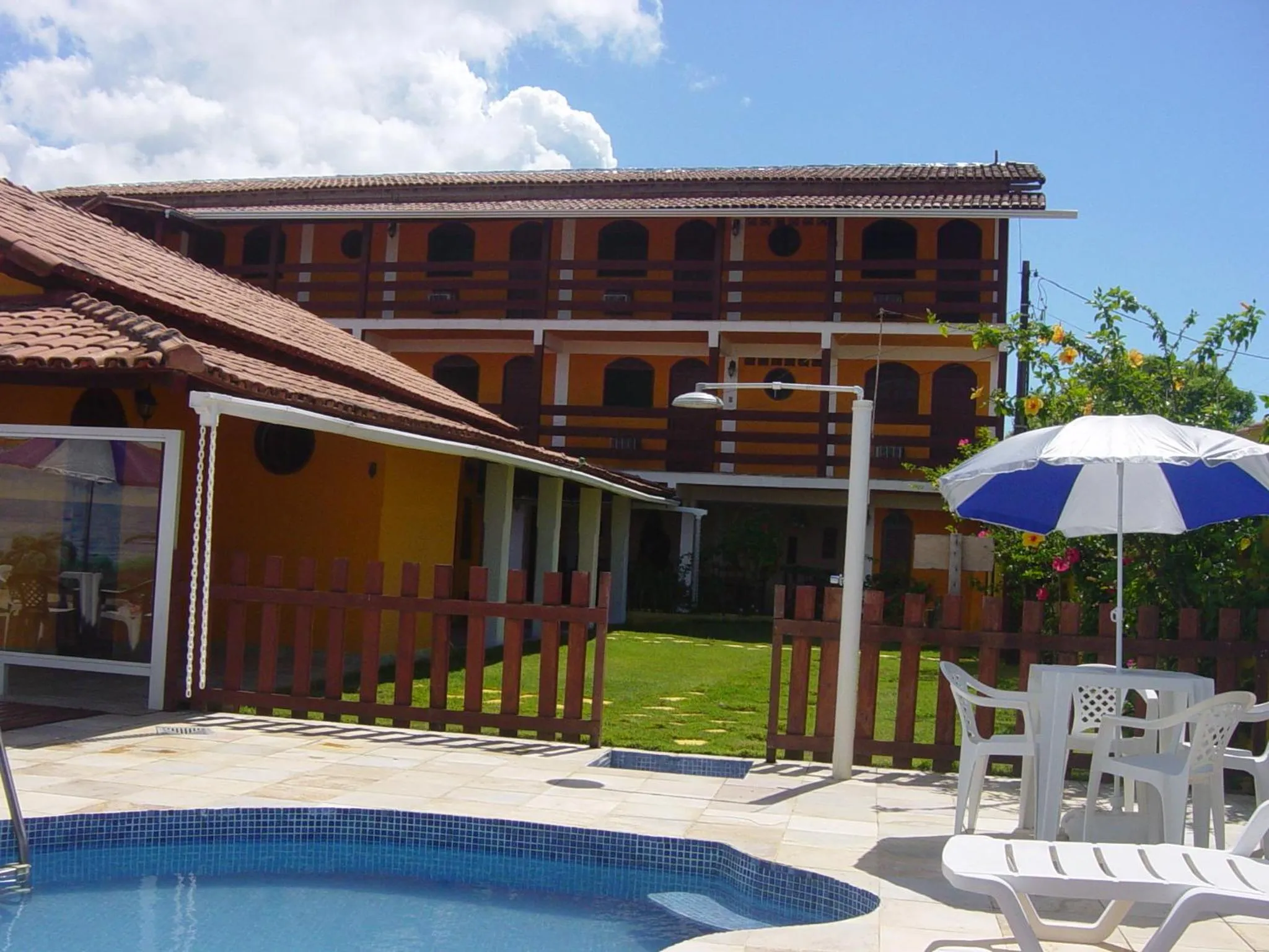 Pool view in Pousada Paradise