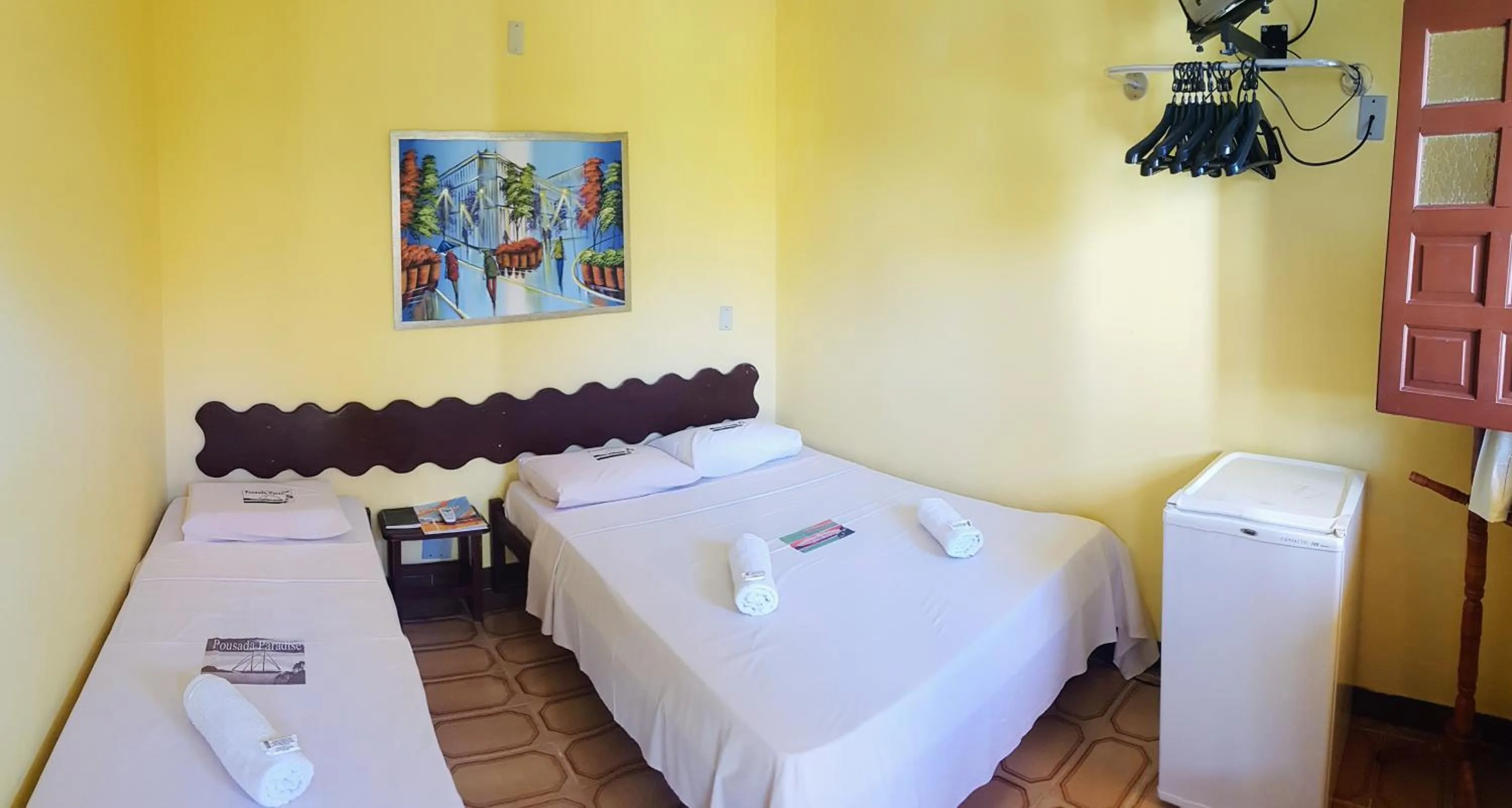Photo of the whole room, Bed in Pousada Paradise