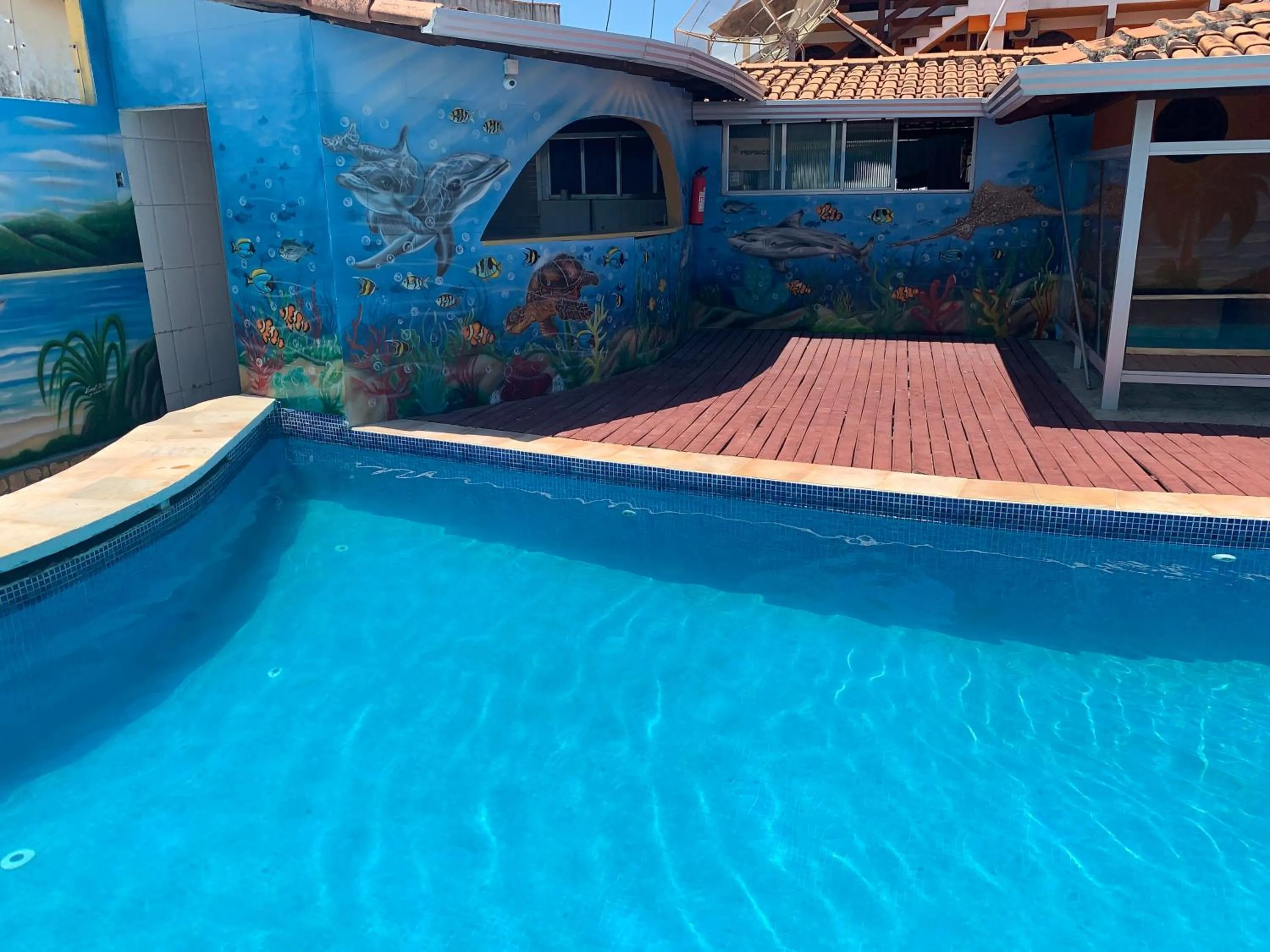 Swimming pool in Pousada Paradise