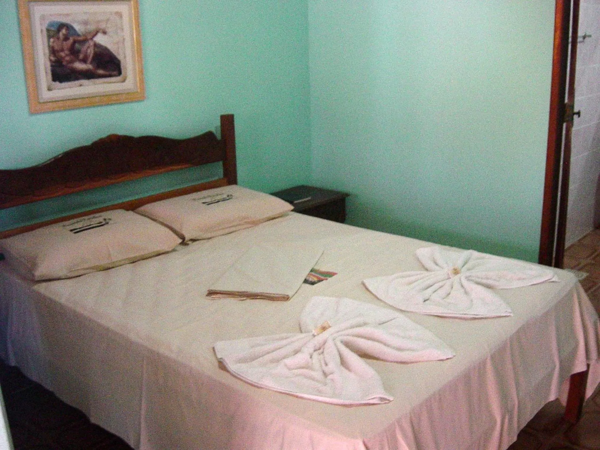 Photo of the whole room, Bed in Pousada Paradise