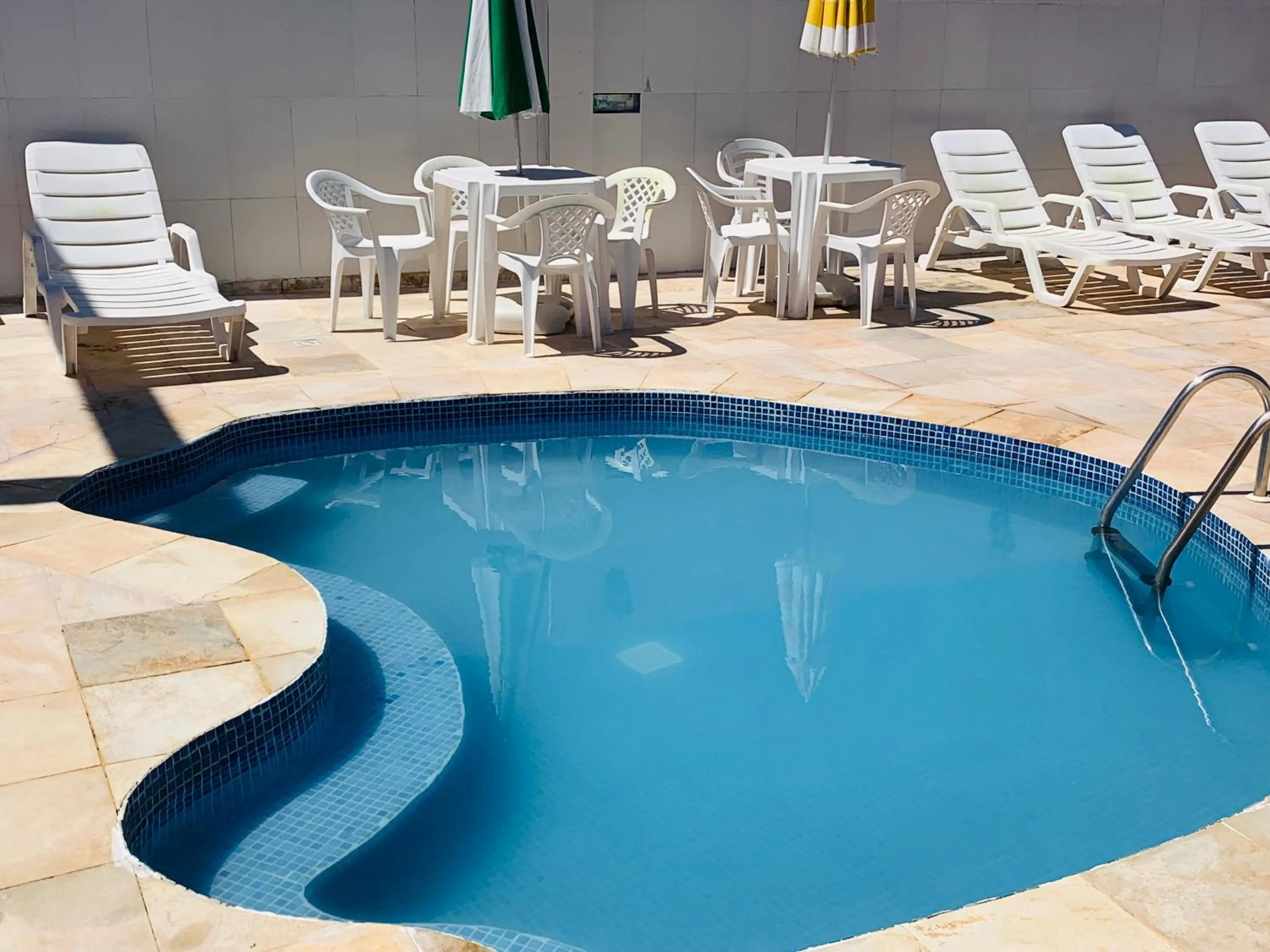 Pool view in Pousada Paradise