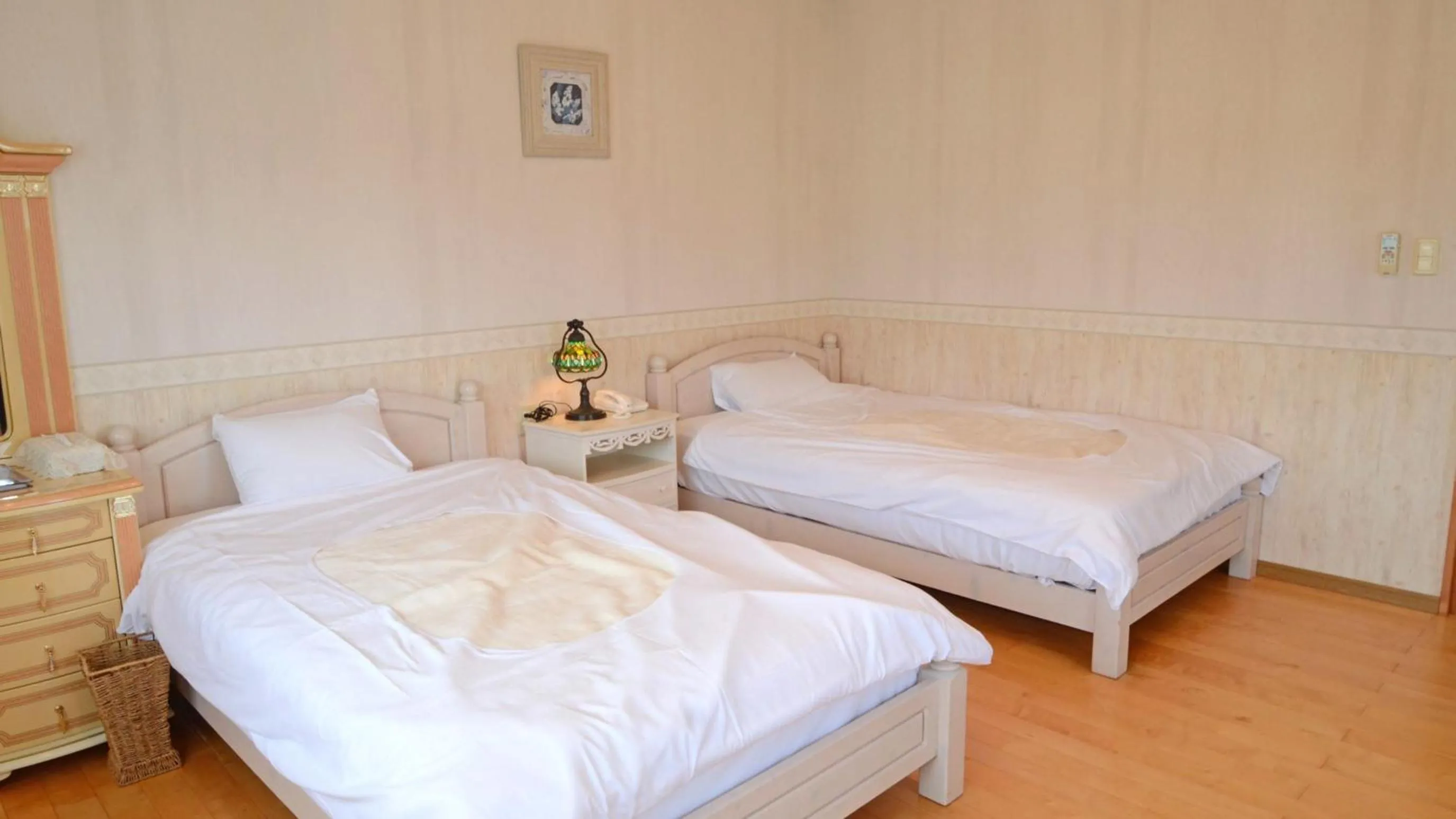 Bed in Shikisai no Sato Manyu