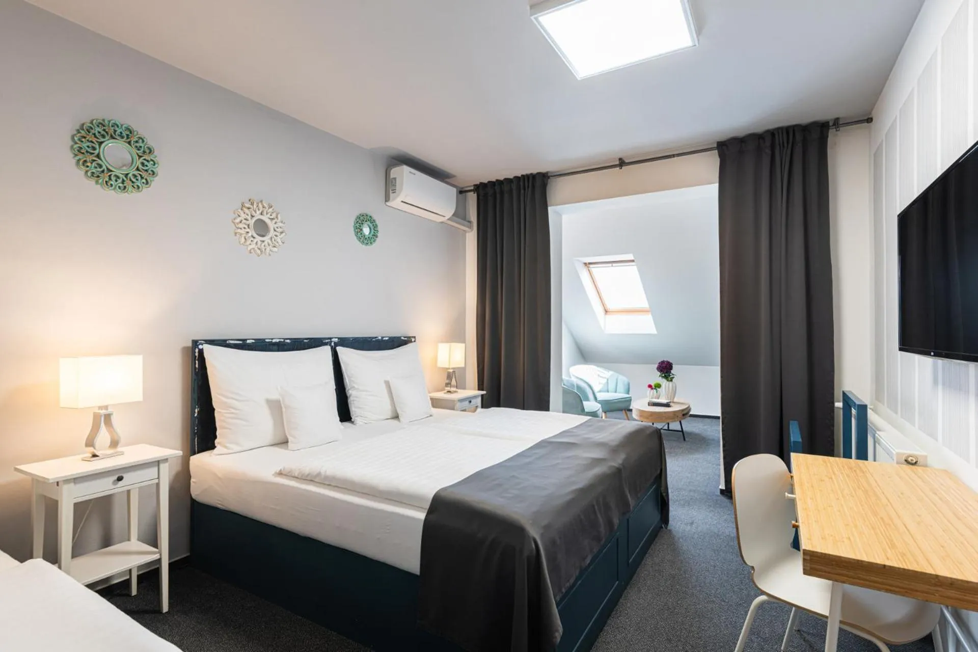 Photo of the whole room, Bed in Hotel Maroli Mikulov