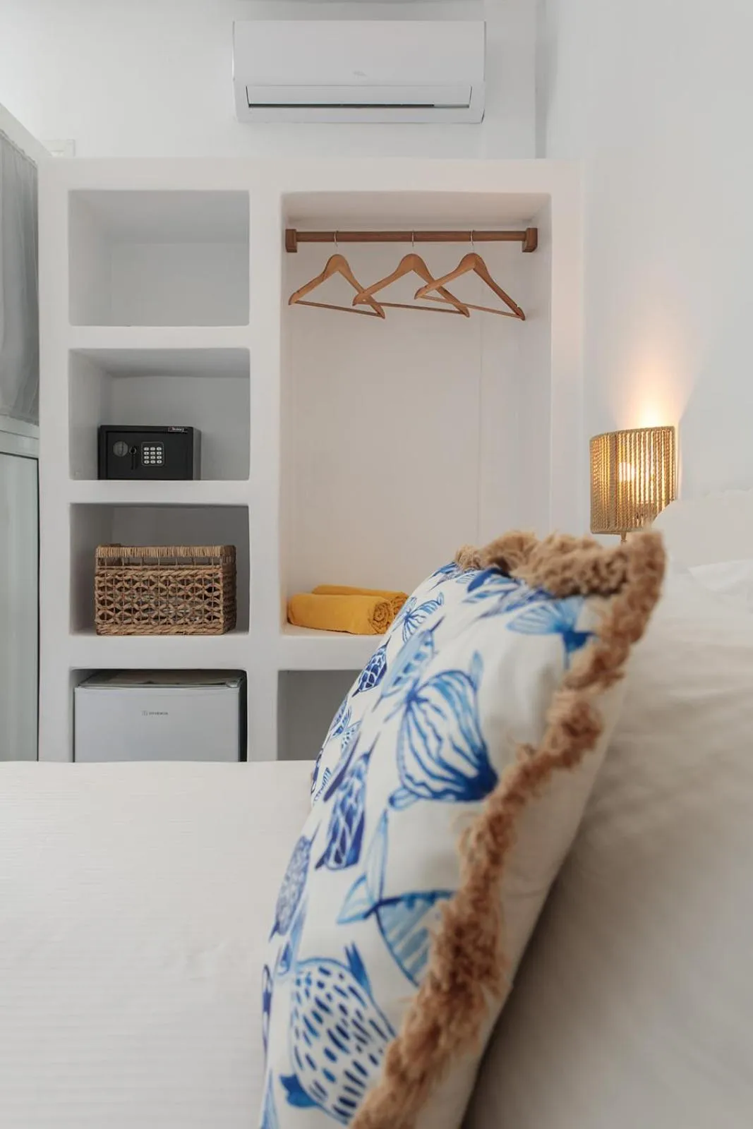 Bed in Ippokampos Beachfront