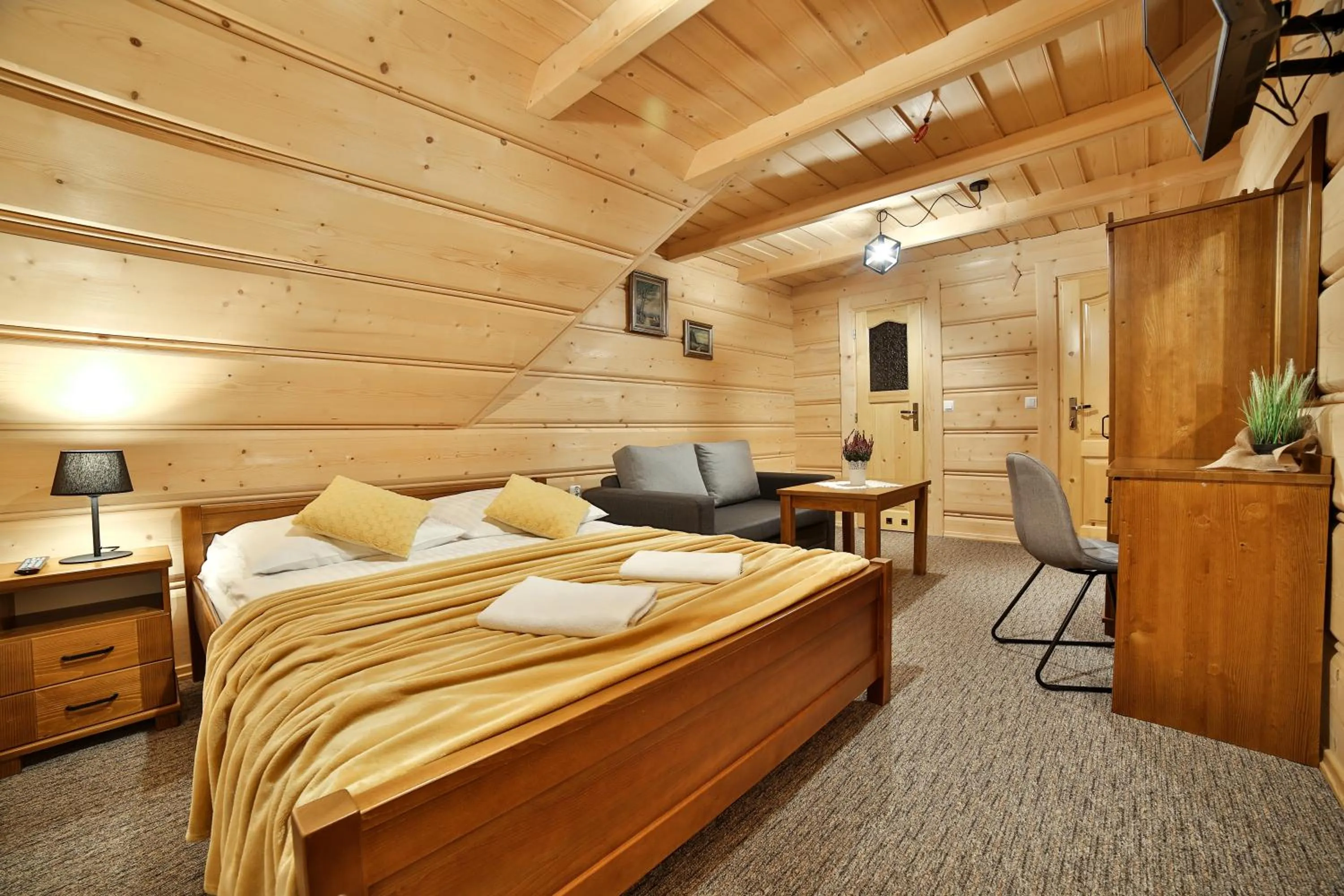 Photo of the whole room, Bed in Willa Jarząbek - 5 min do term Szaflary I Gorący Potok