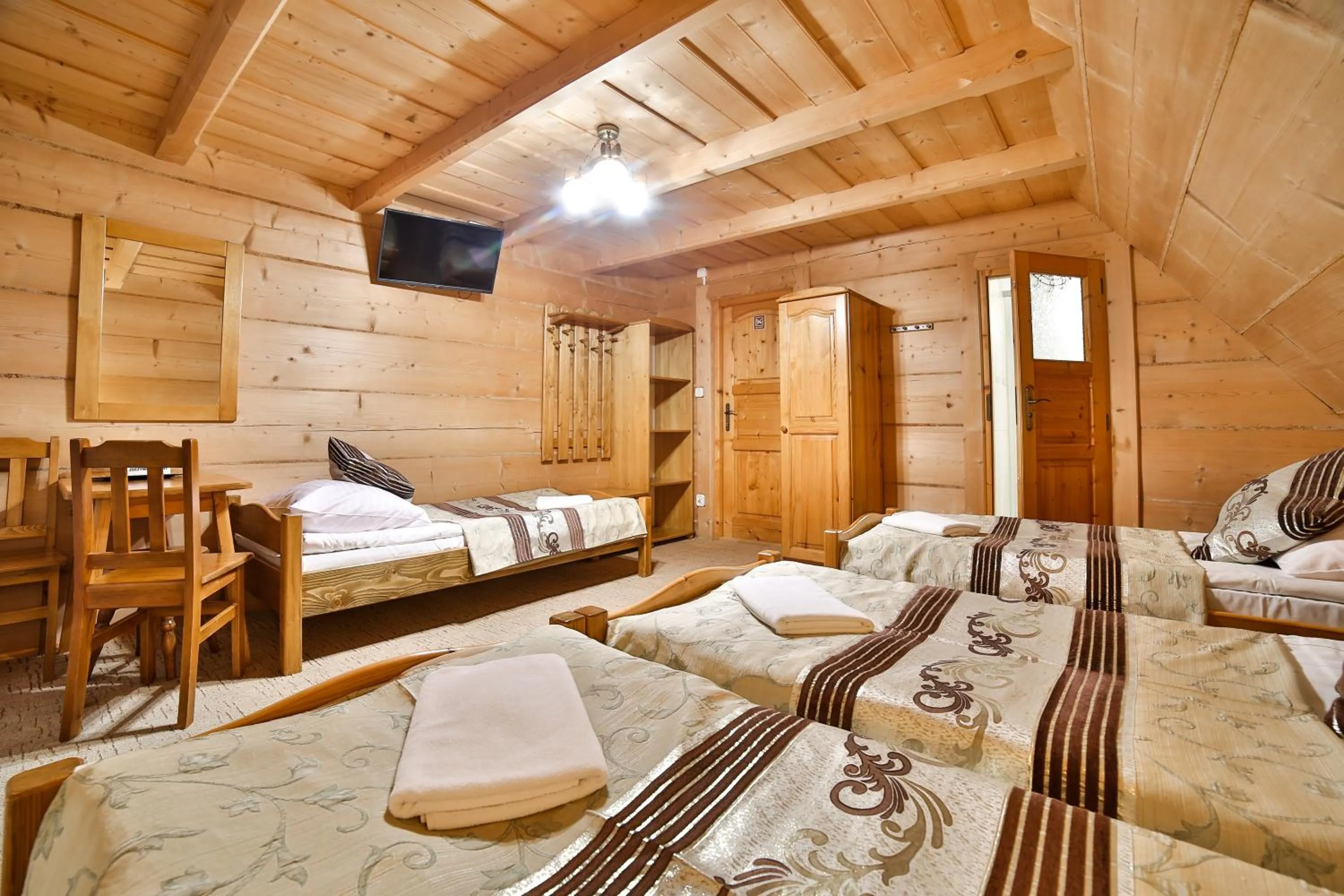 Photo of the whole room, Bed in Willa Jarząbek - 5 min do term Szaflary I Gorący Potok