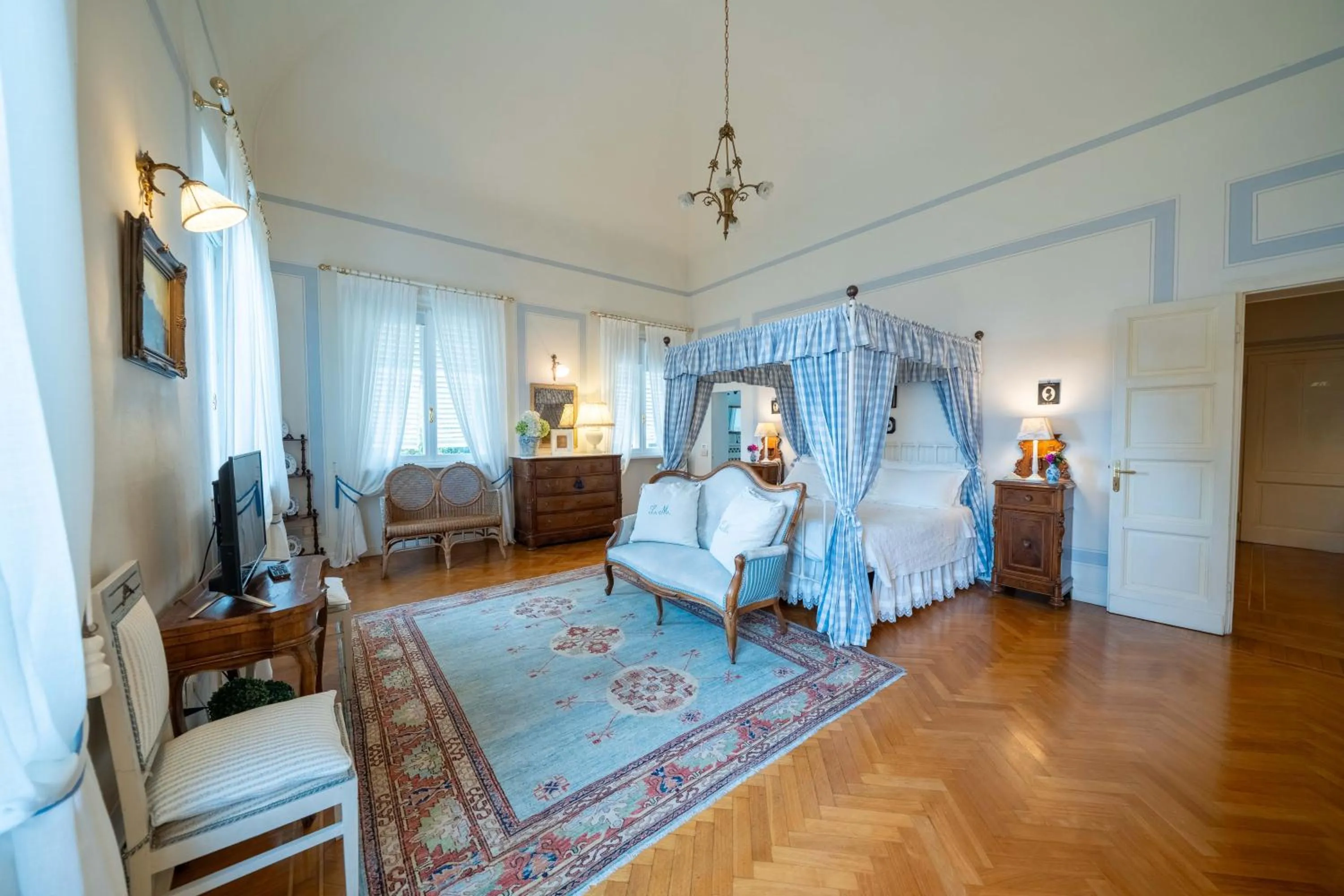 Bed in Villa la Moresca Relais de Charme B&B MONTECATINI ALTO