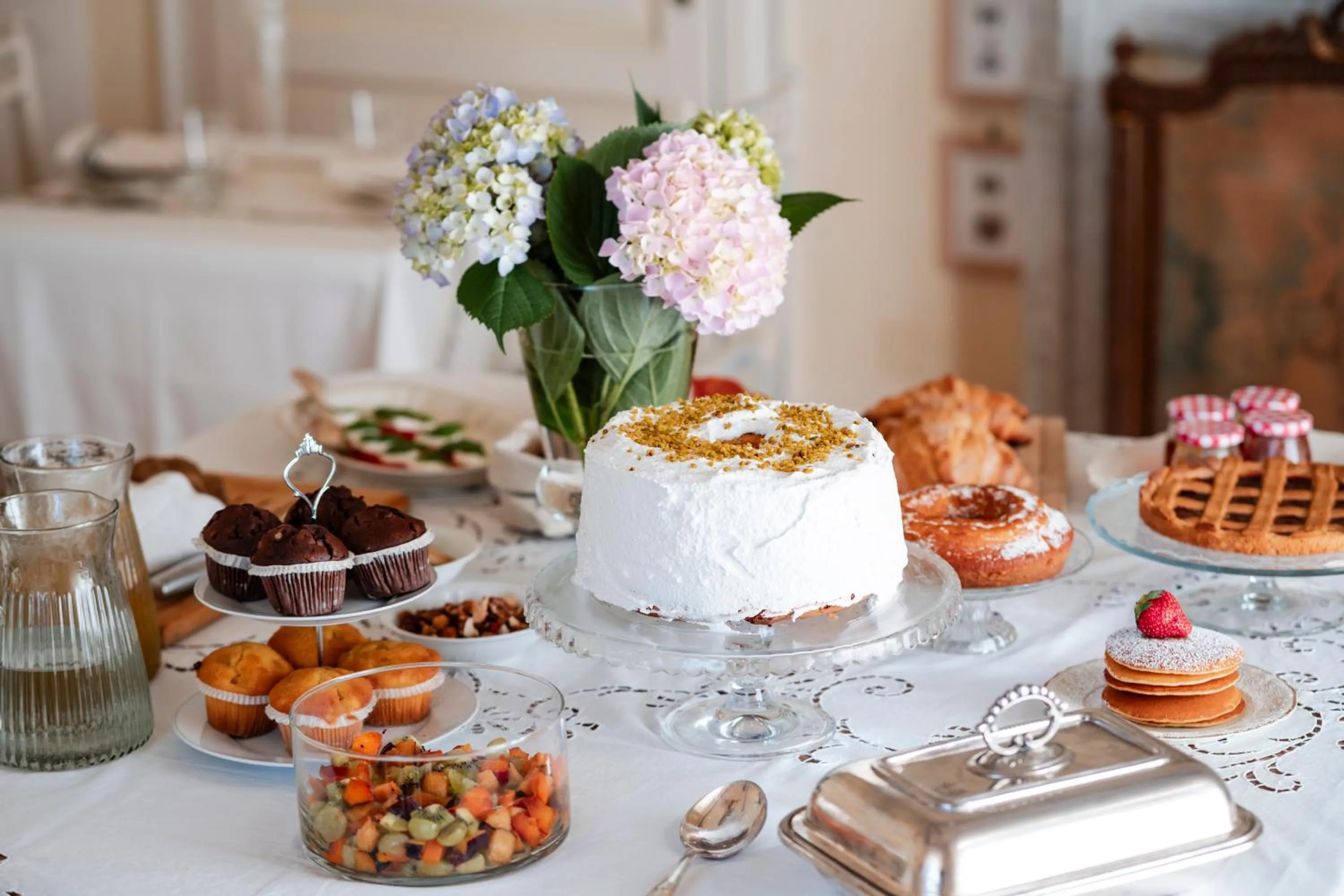 Breakfast in Villa la Moresca Relais de Charme B&B MONTECATINI ALTO