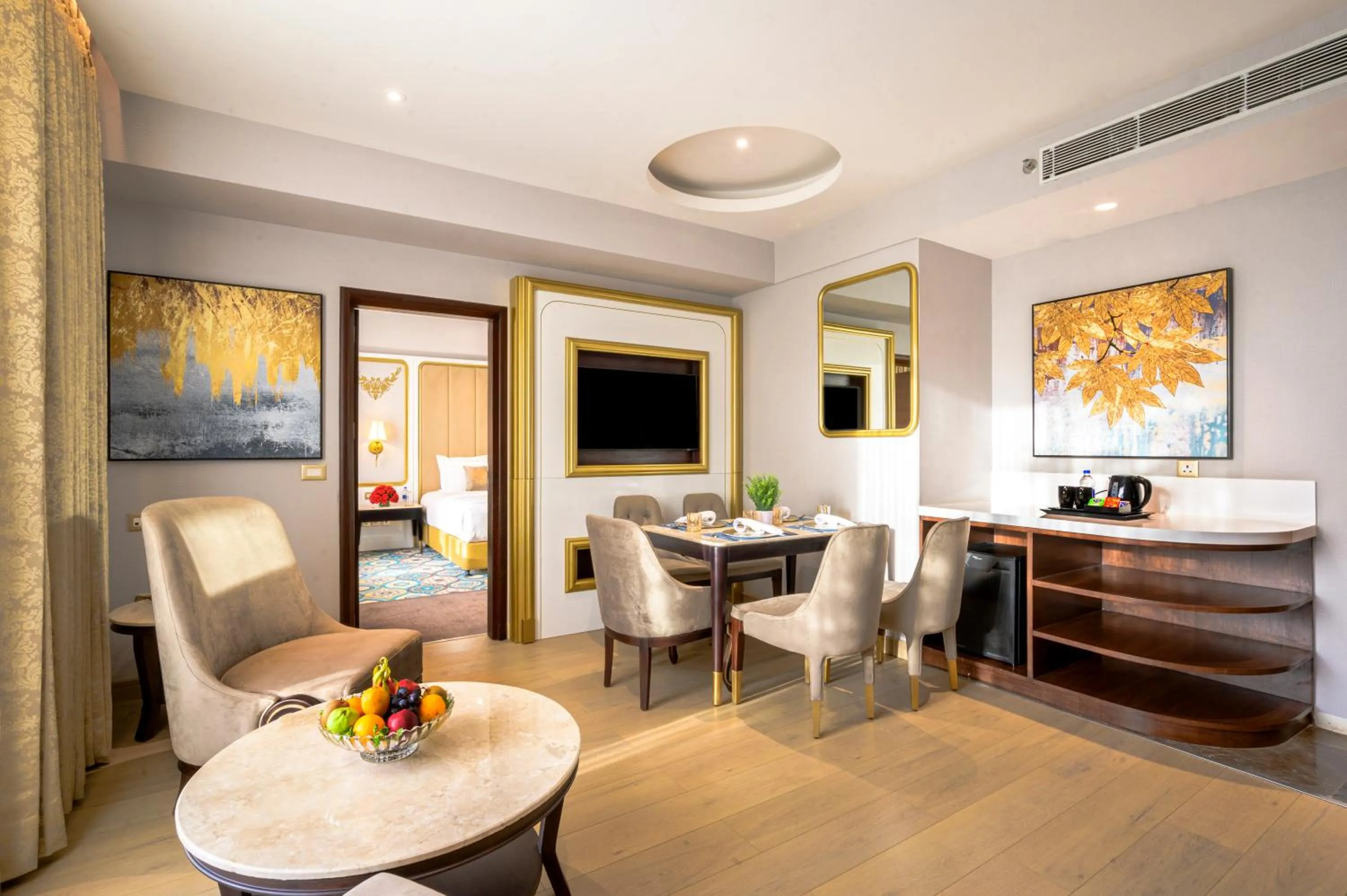 TV and multimedia in Taj Gandhinagar Resort and Spa