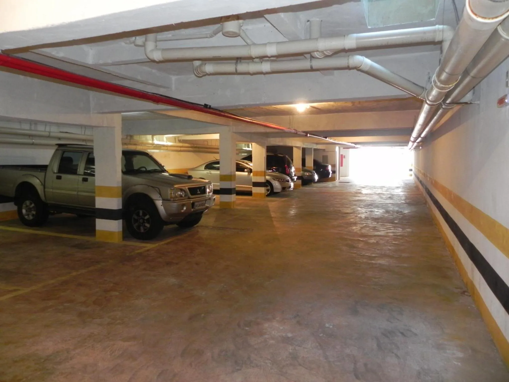 Parking in Cerrado Hotel LTDA
