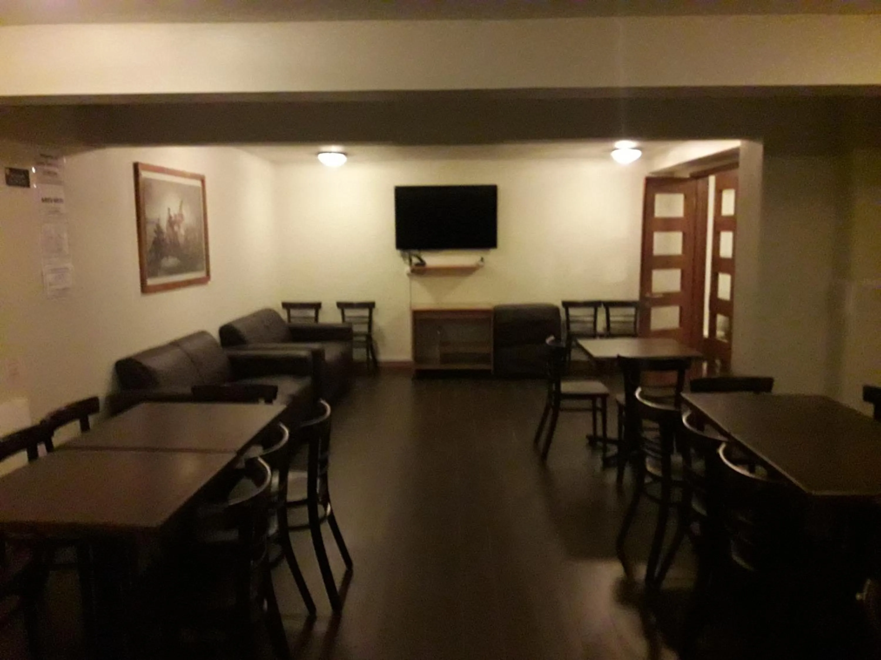 Communal lounge/ TV room in El Colorado Habitamar