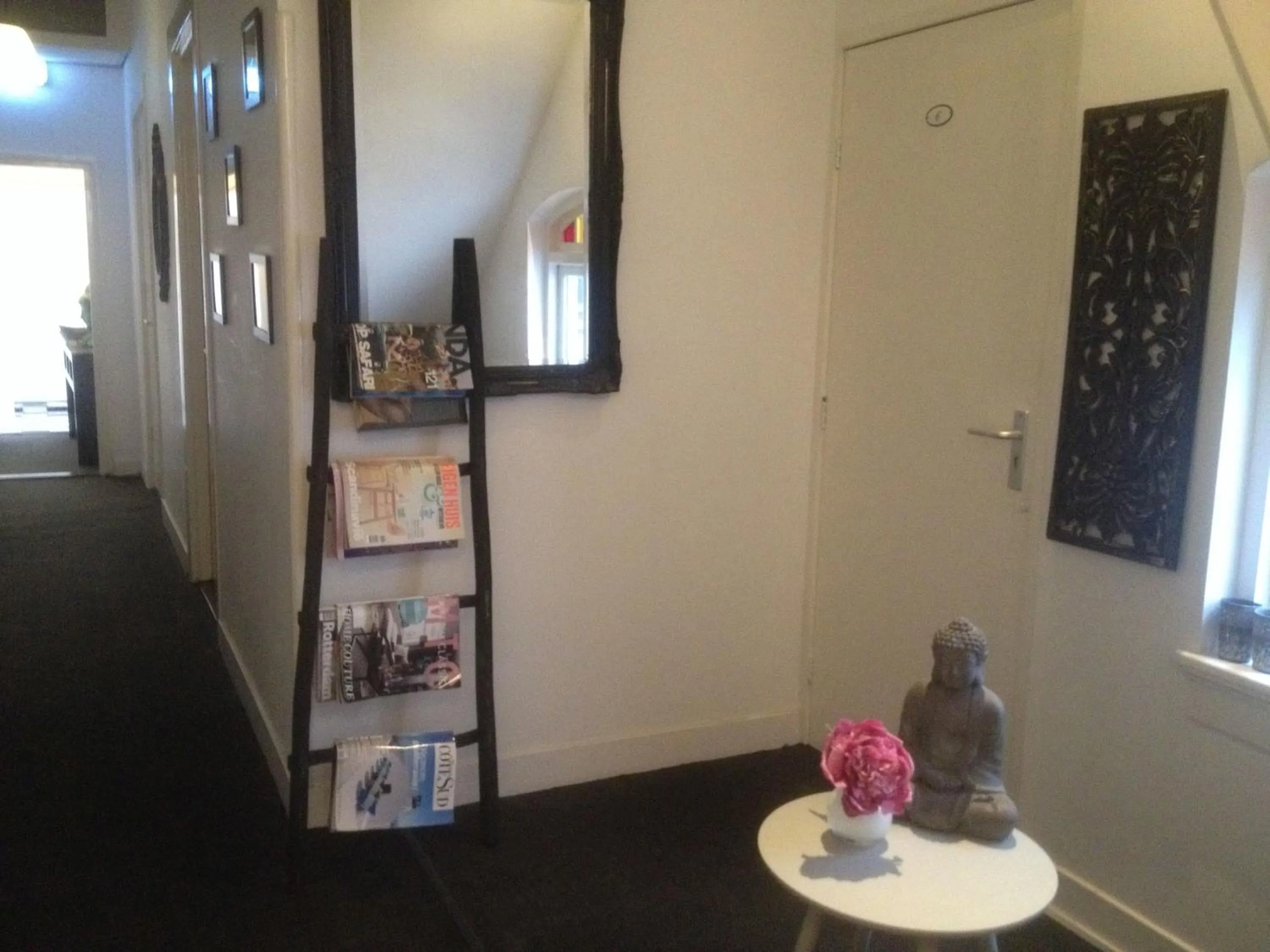 Facade/entrance in Hotel Zeespiegel