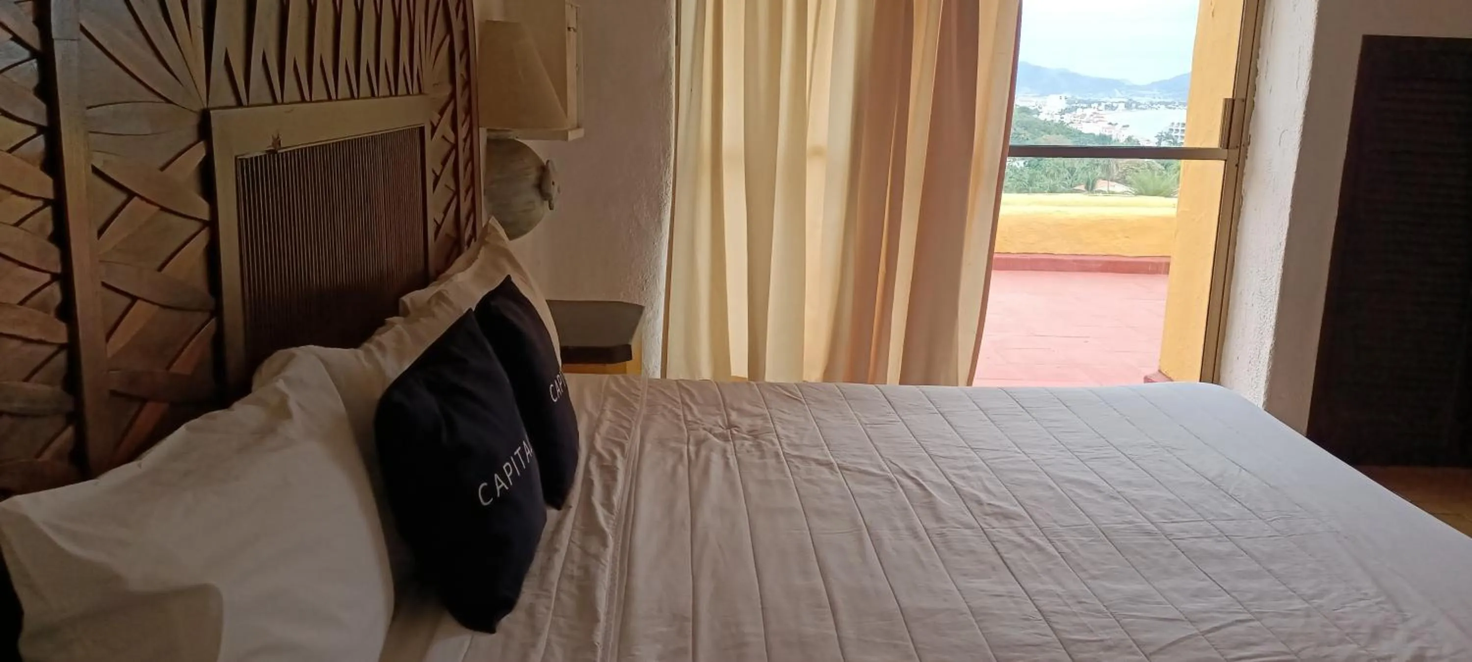 Bed in hotel plaza tucanes