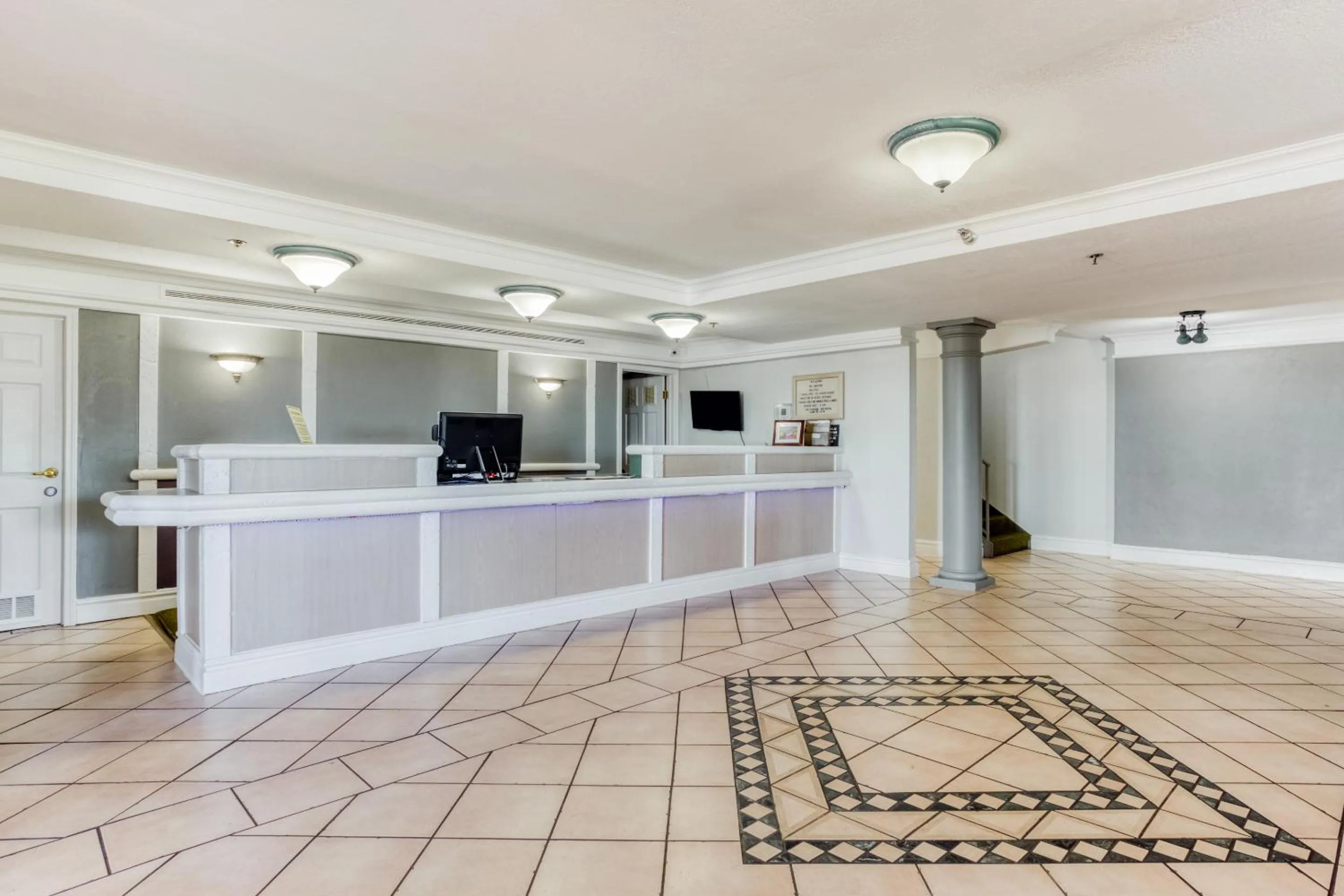 Lobby or reception in Hemp Hotel Oklahoma City South