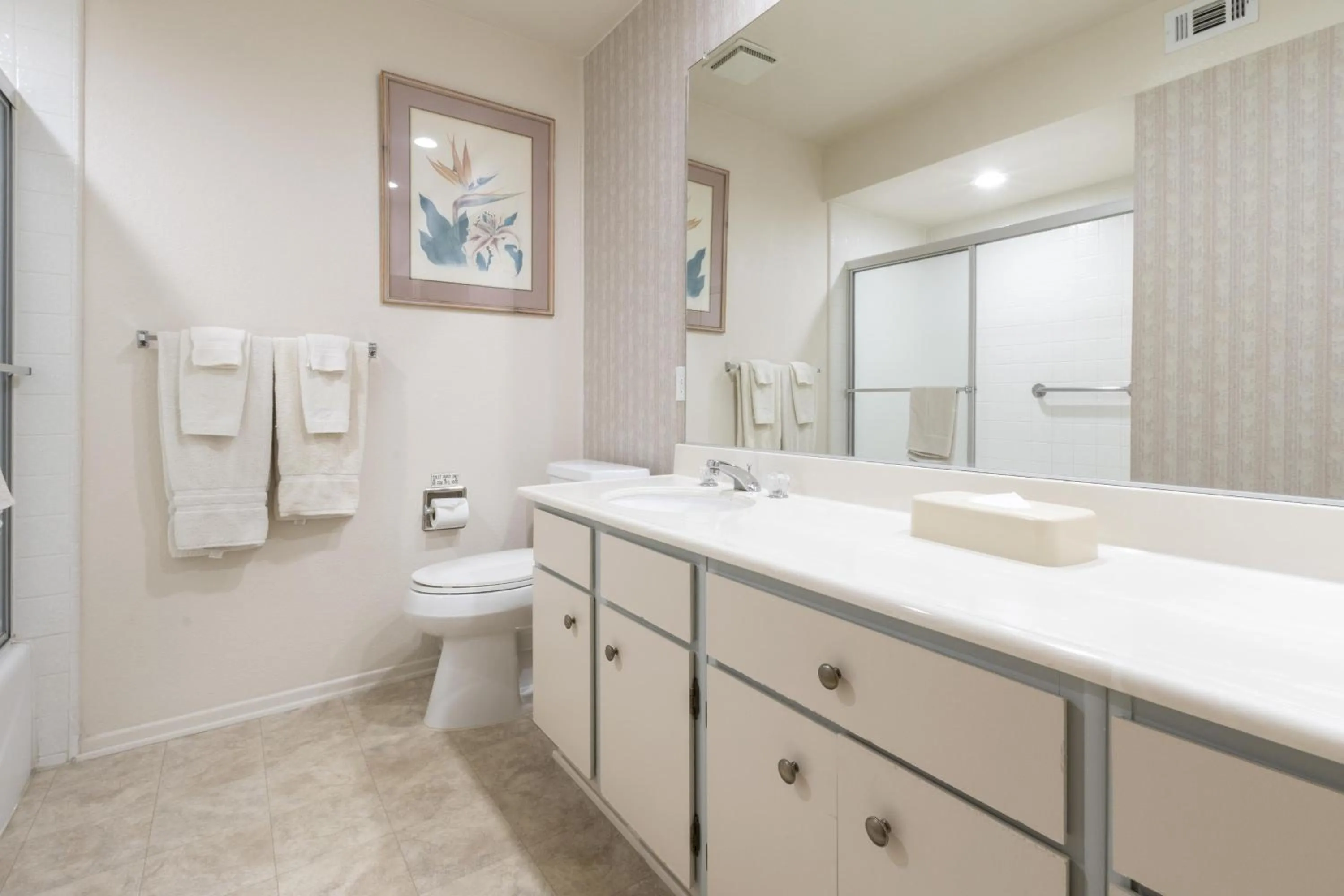 Bathroom in Casitas del Monte