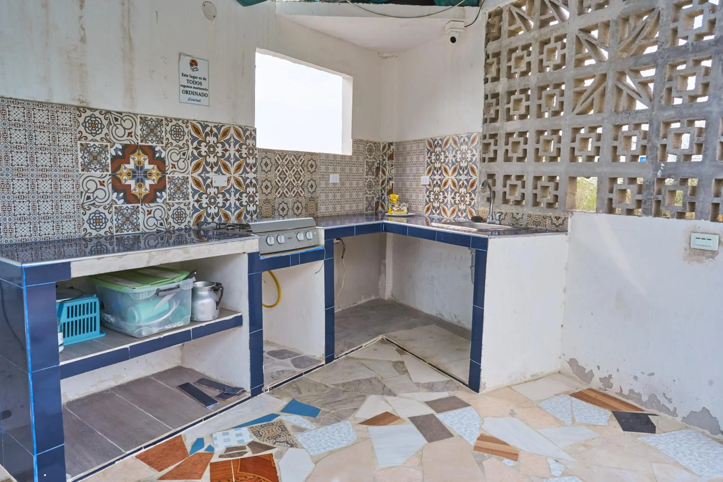 Kitchen or kitchenette in Hostel ISABELLA