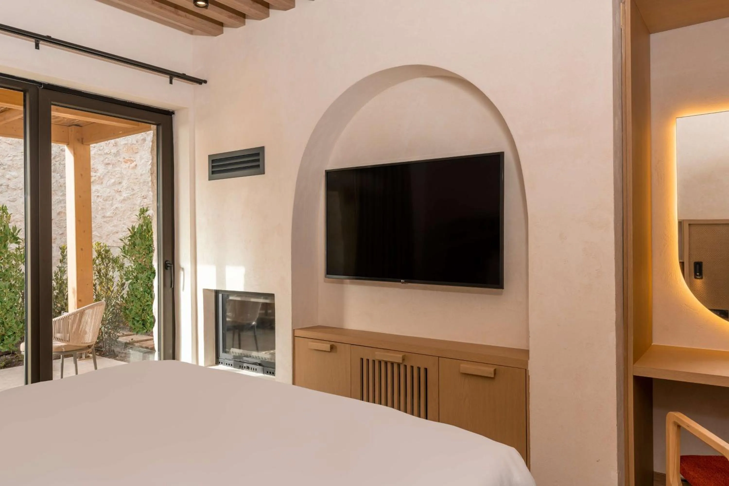 Bedroom, Bed in Radisson Blu Hotel, Kas