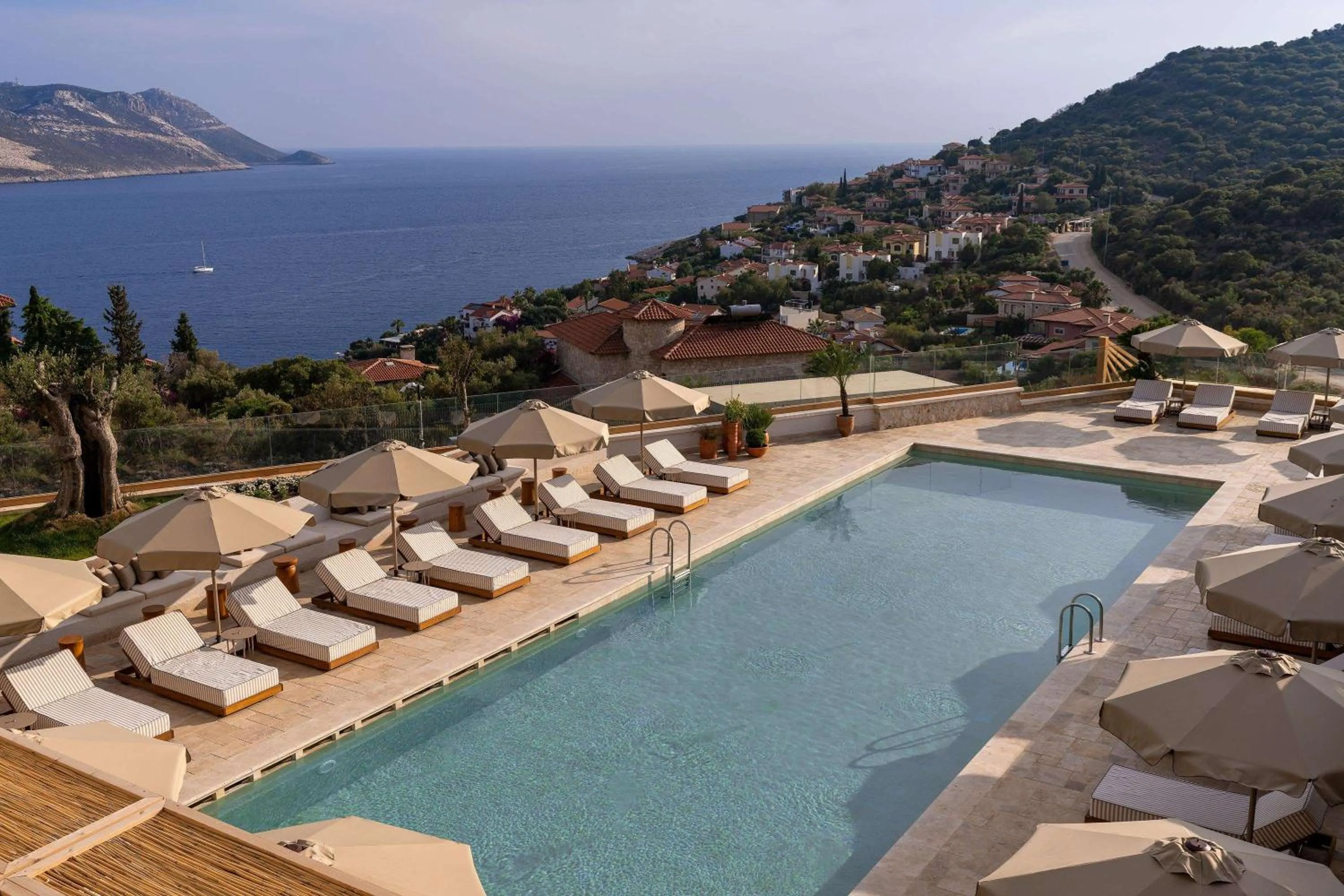 Swimming pool in Radisson Blu Hotel, Kas
