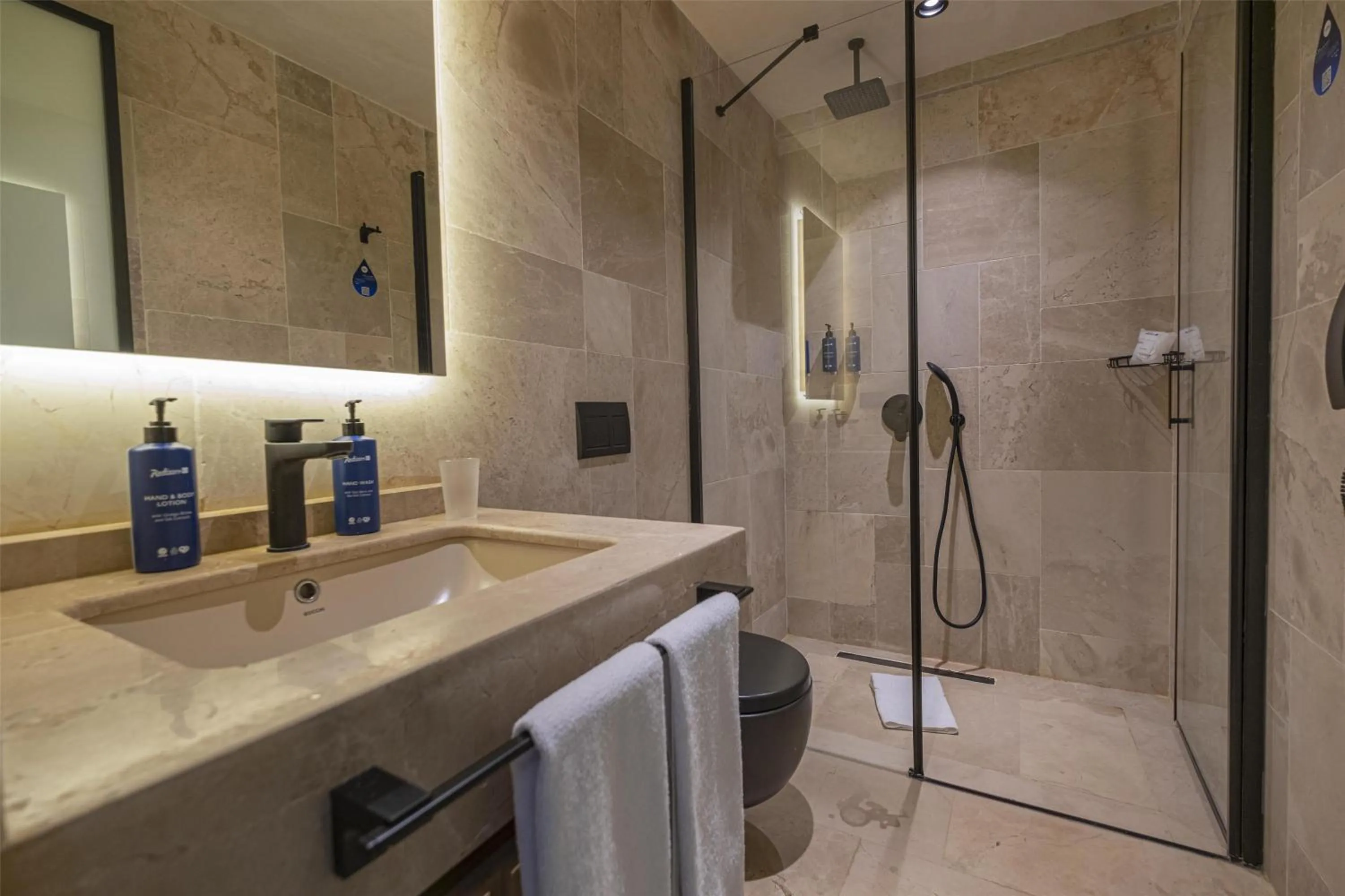 Bathroom in Radisson Blu Hotel, Kas