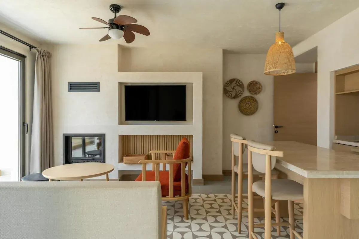 Suite with Private Pool in Radisson Blu Hotel, Kas Suite with Private Pool in Radisson Blu Hotel, Kas