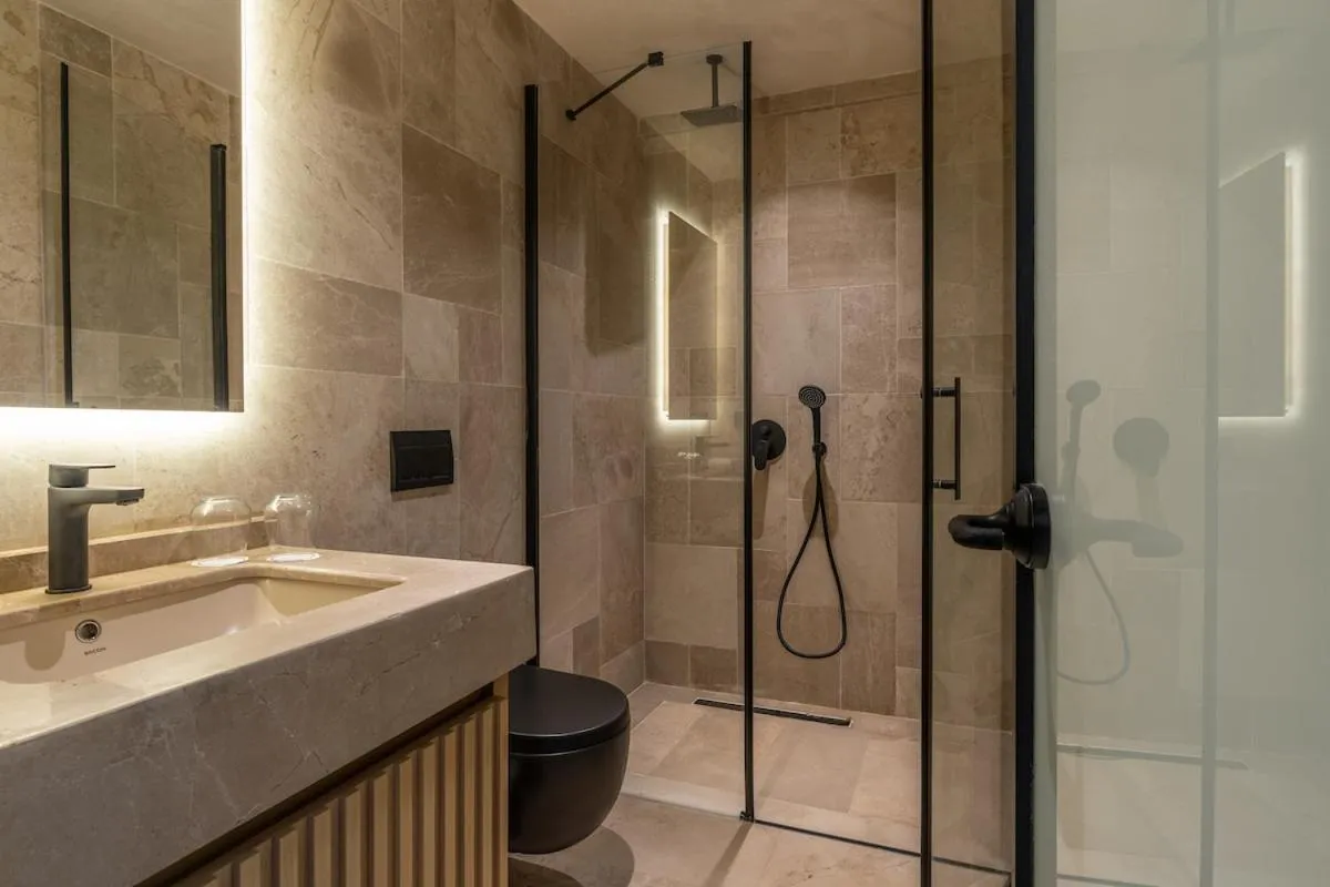 Bathroom in Radisson Blu Hotel, Kas