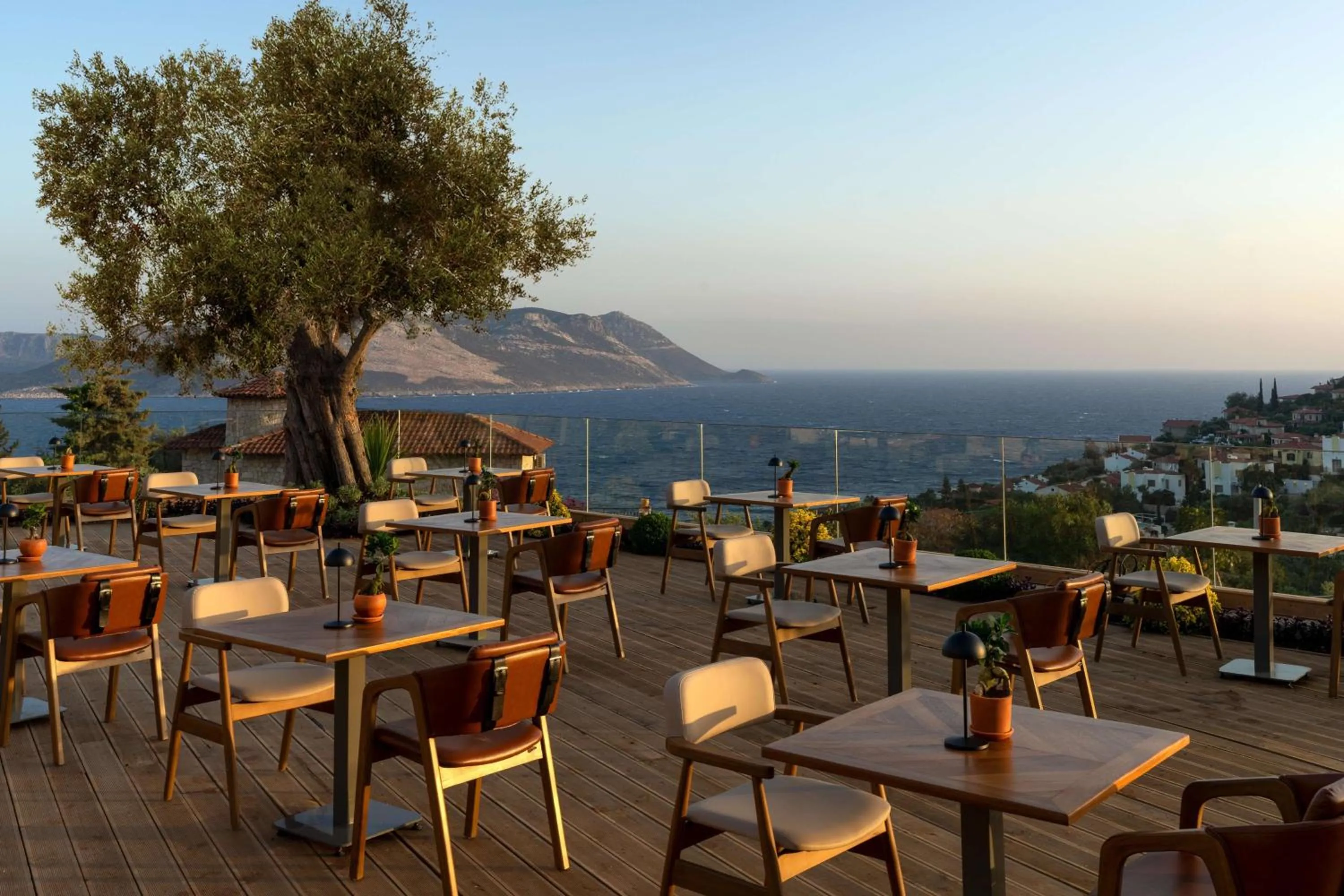 Restaurant/places to eat in Radisson Blu Hotel, Kas