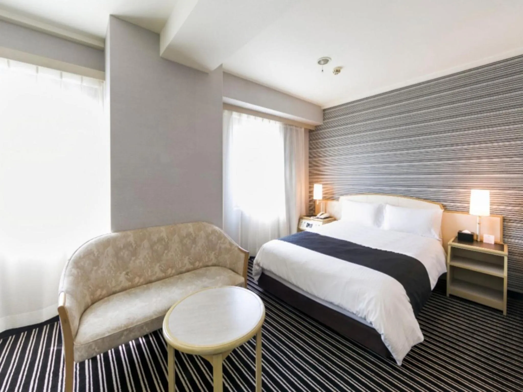 Photo of the whole room, Bed in APA Hotel Fujichuo