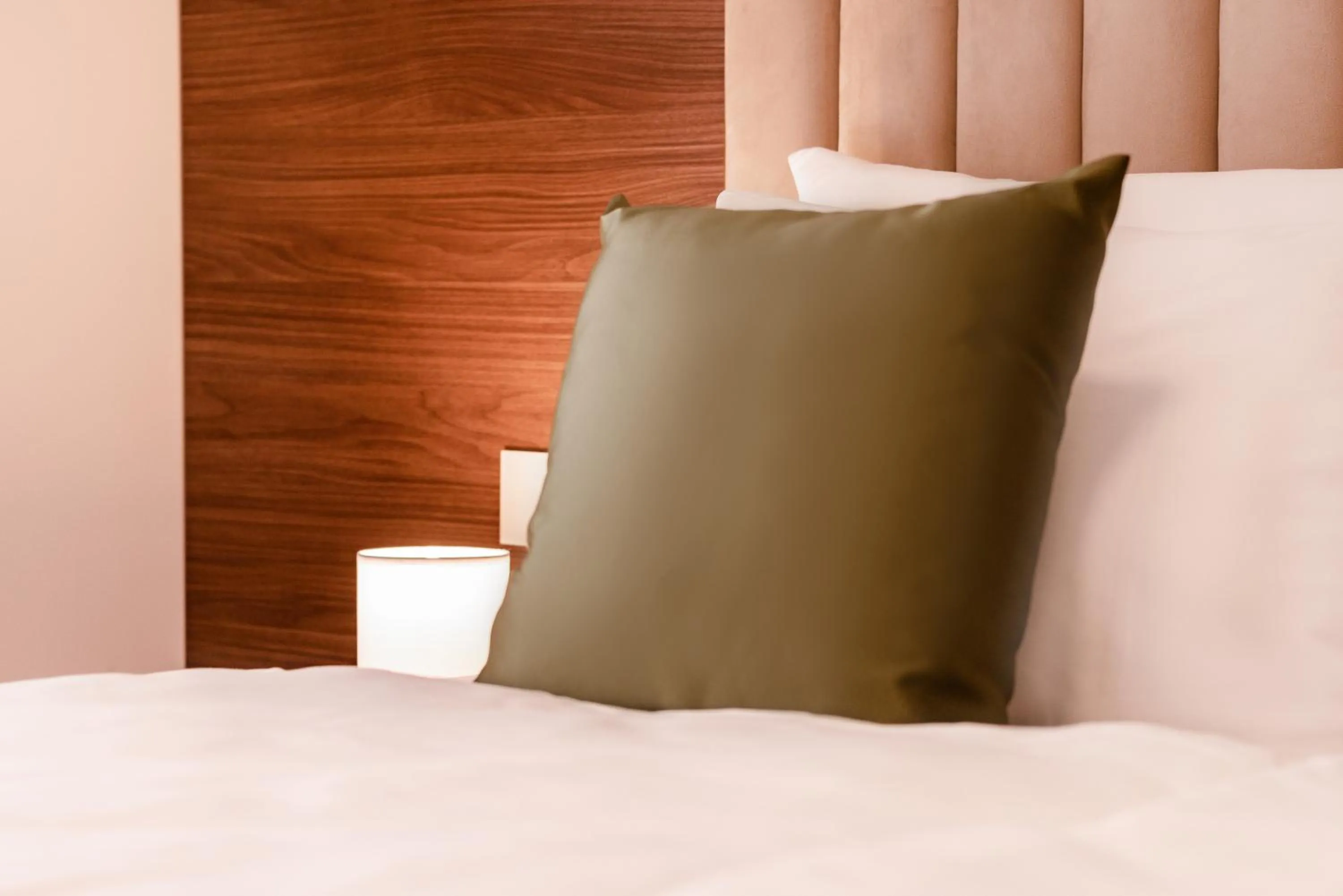 Bedroom, Bed in Hotel Diplomat by Aycon