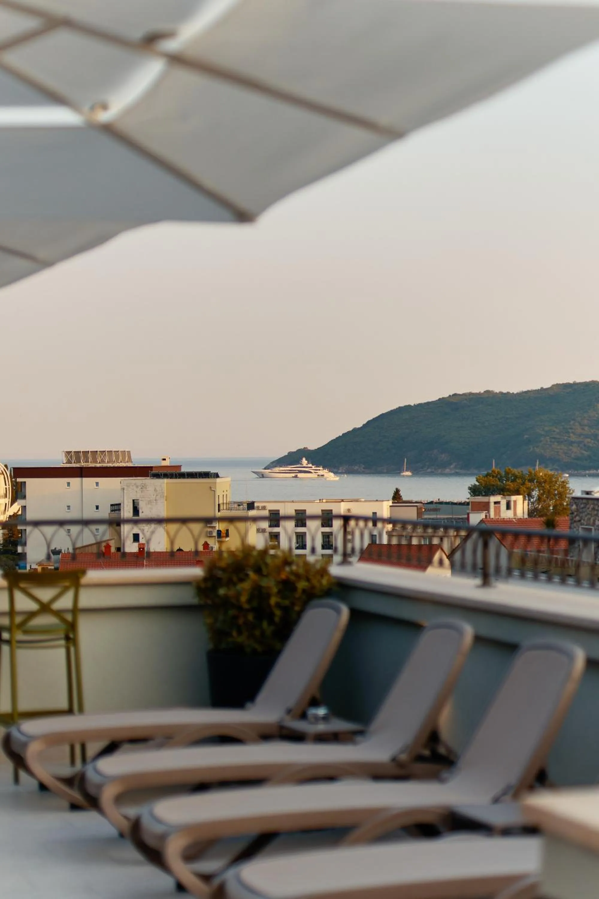 Balcony/Terrace in Hotel Diplomat by Aycon