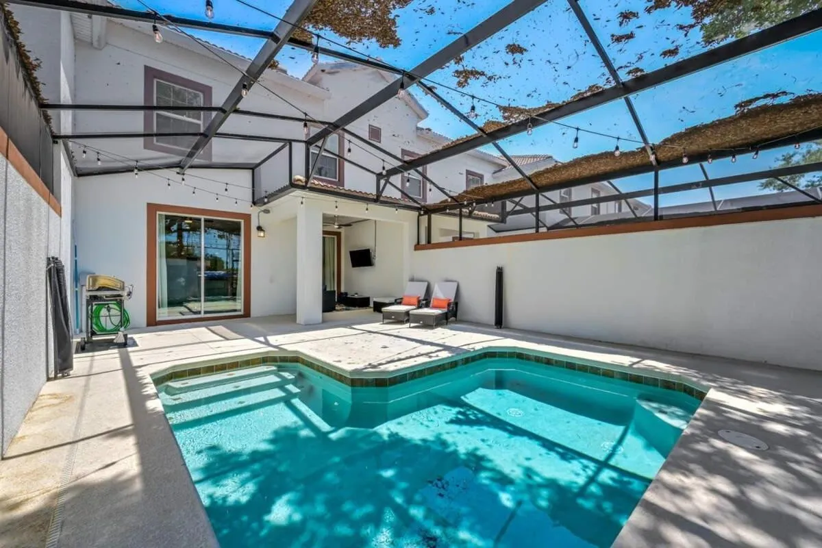 Relax in Style at this Spacious 4-Bedroom Villa