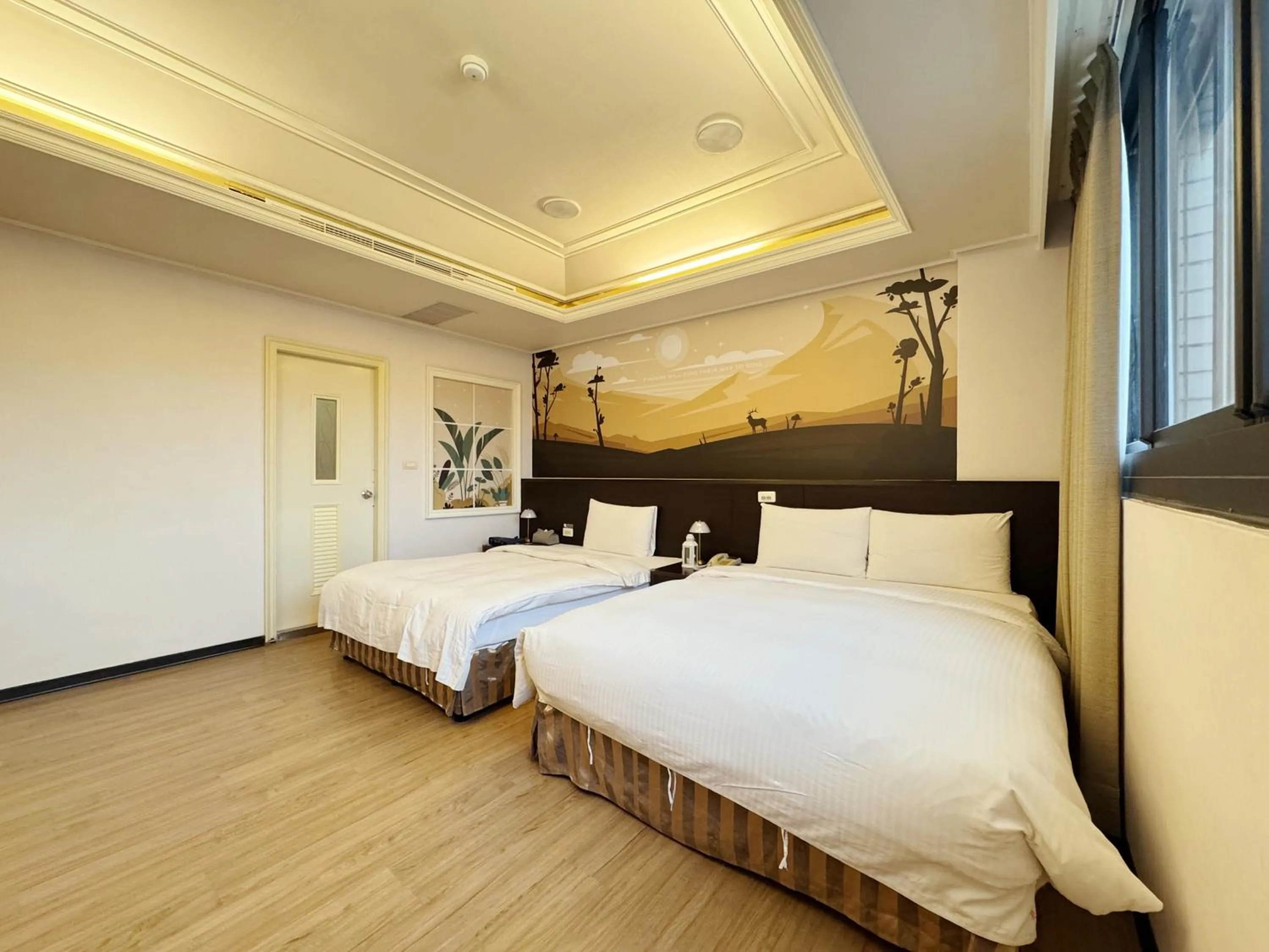 Photo of the whole room, Bed in Finders Hotel Hualien Station
