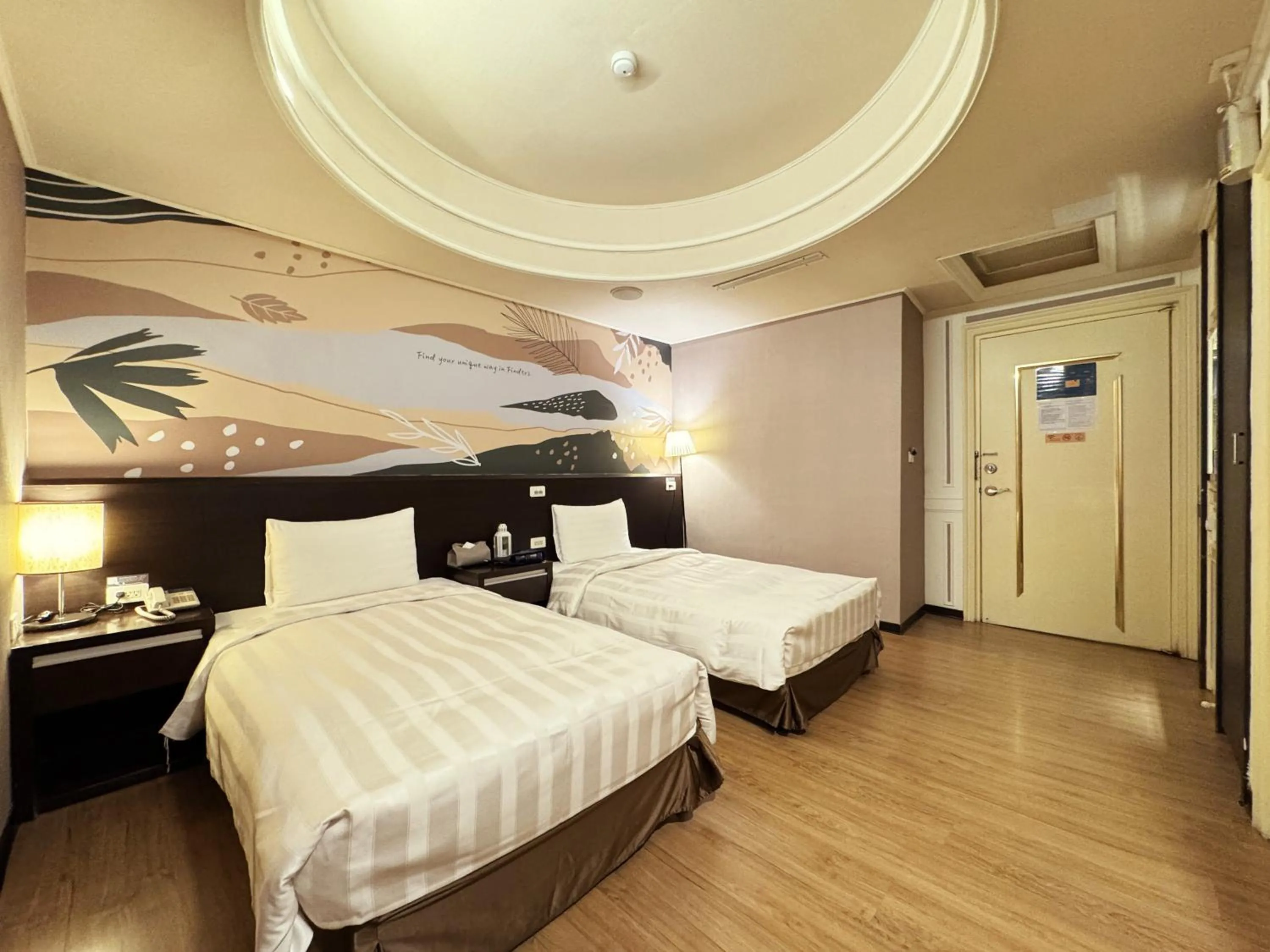 Photo of the whole room, Bed in Finders Hotel Hualien Station