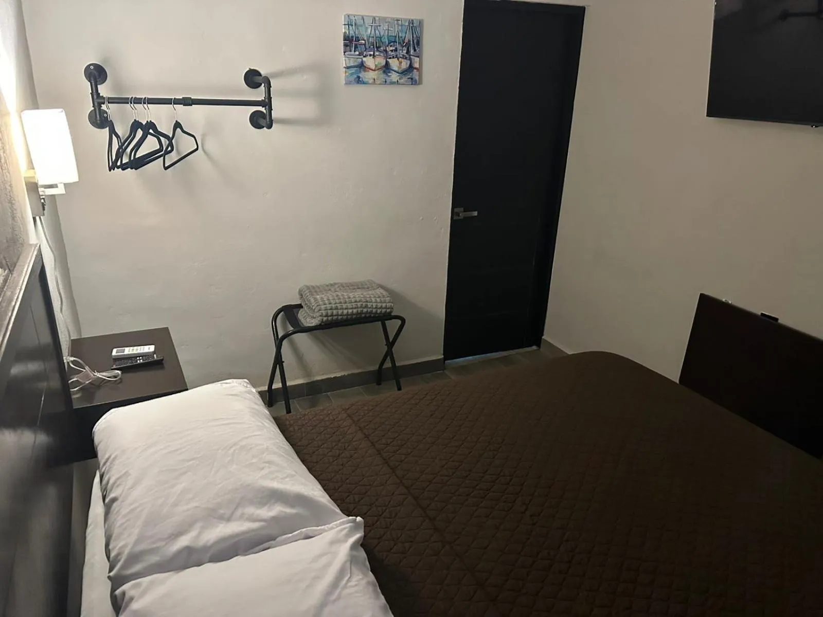 Photo of the whole room, Bed in FIESTA MIRAMAR