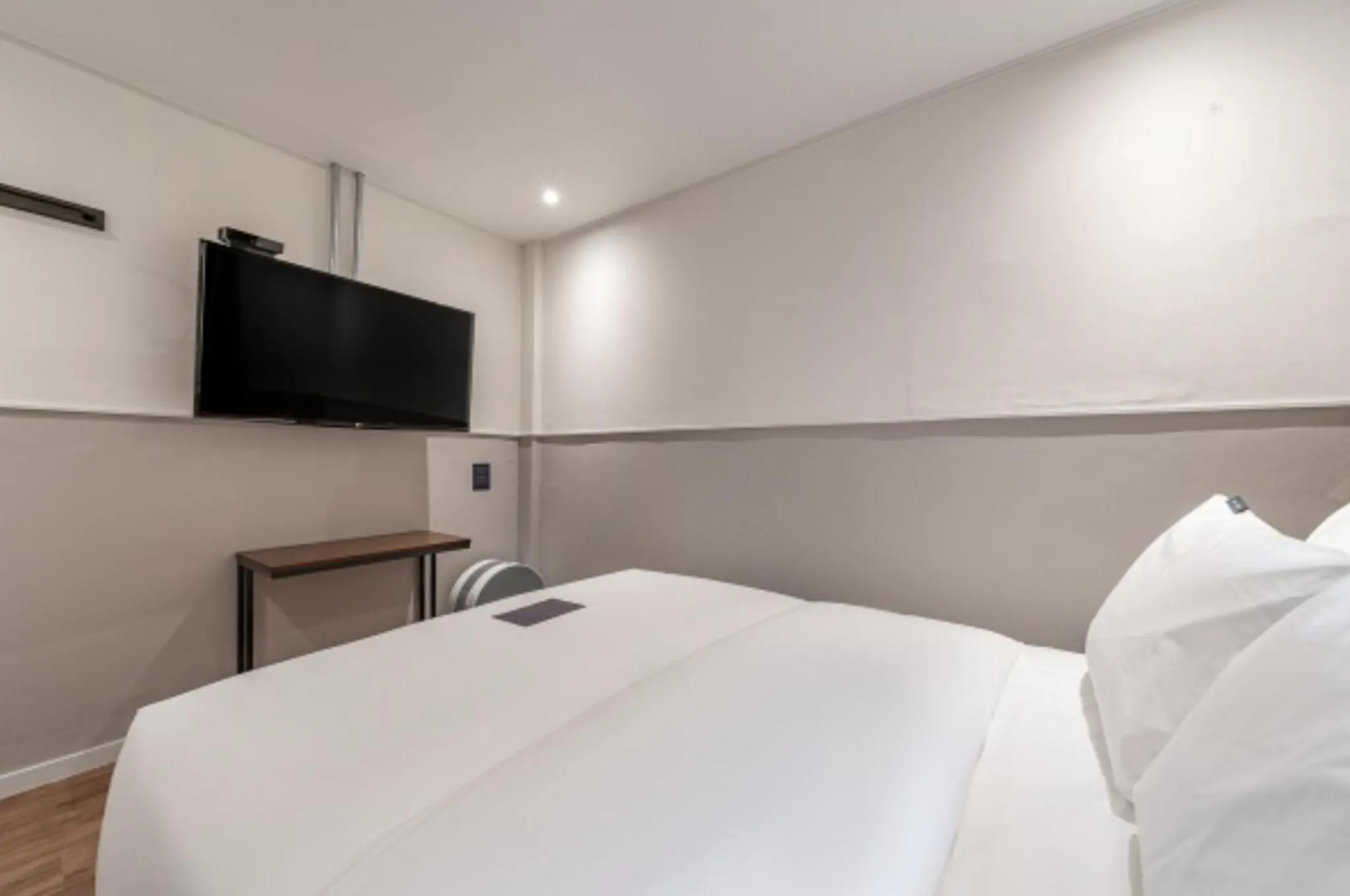 Bed in Just Stay Hotel