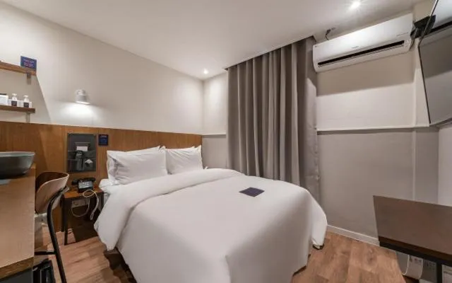 Bed in Just Stay Hotel