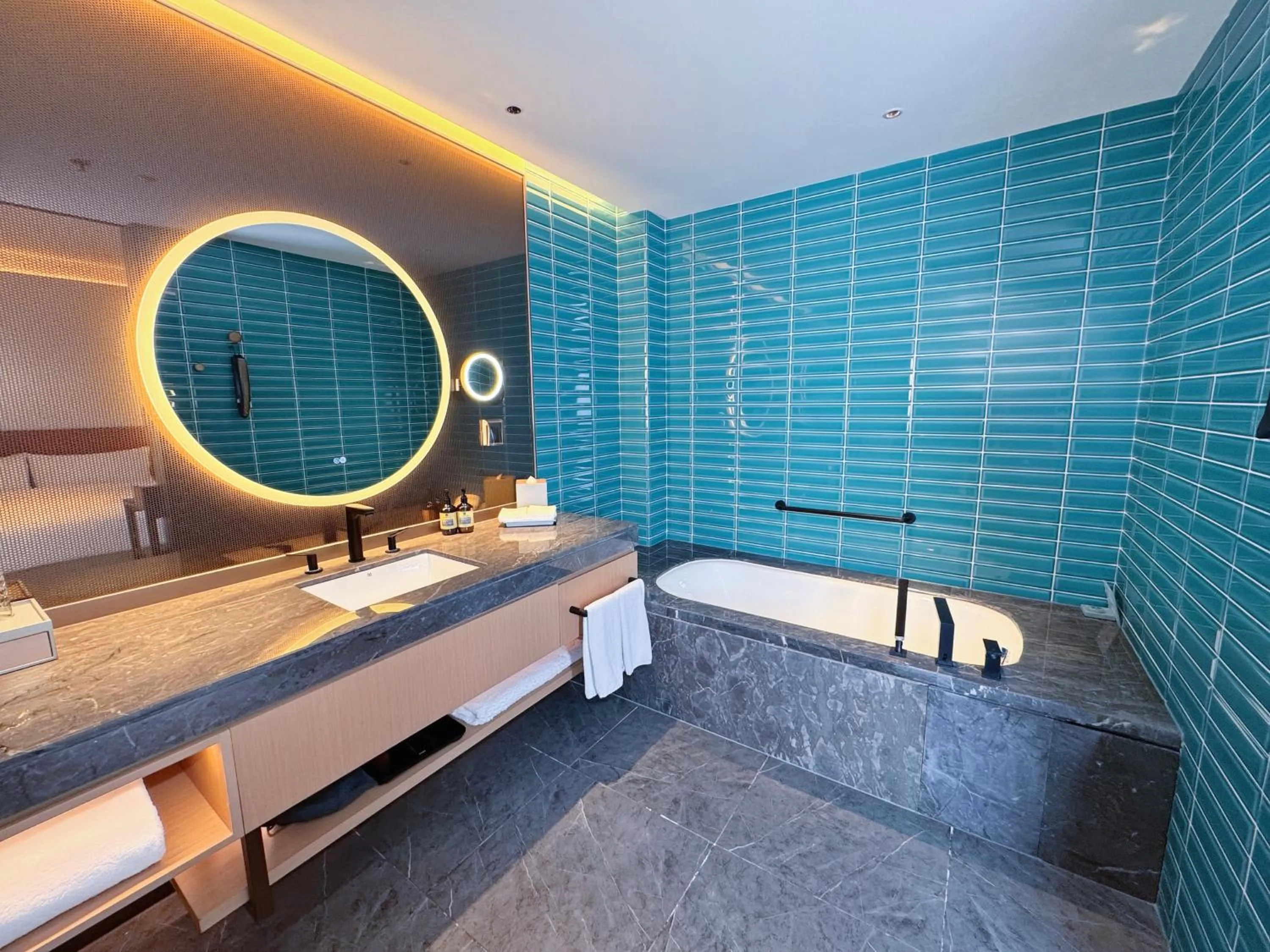 Bed in Artyzen Habitat Suzhou