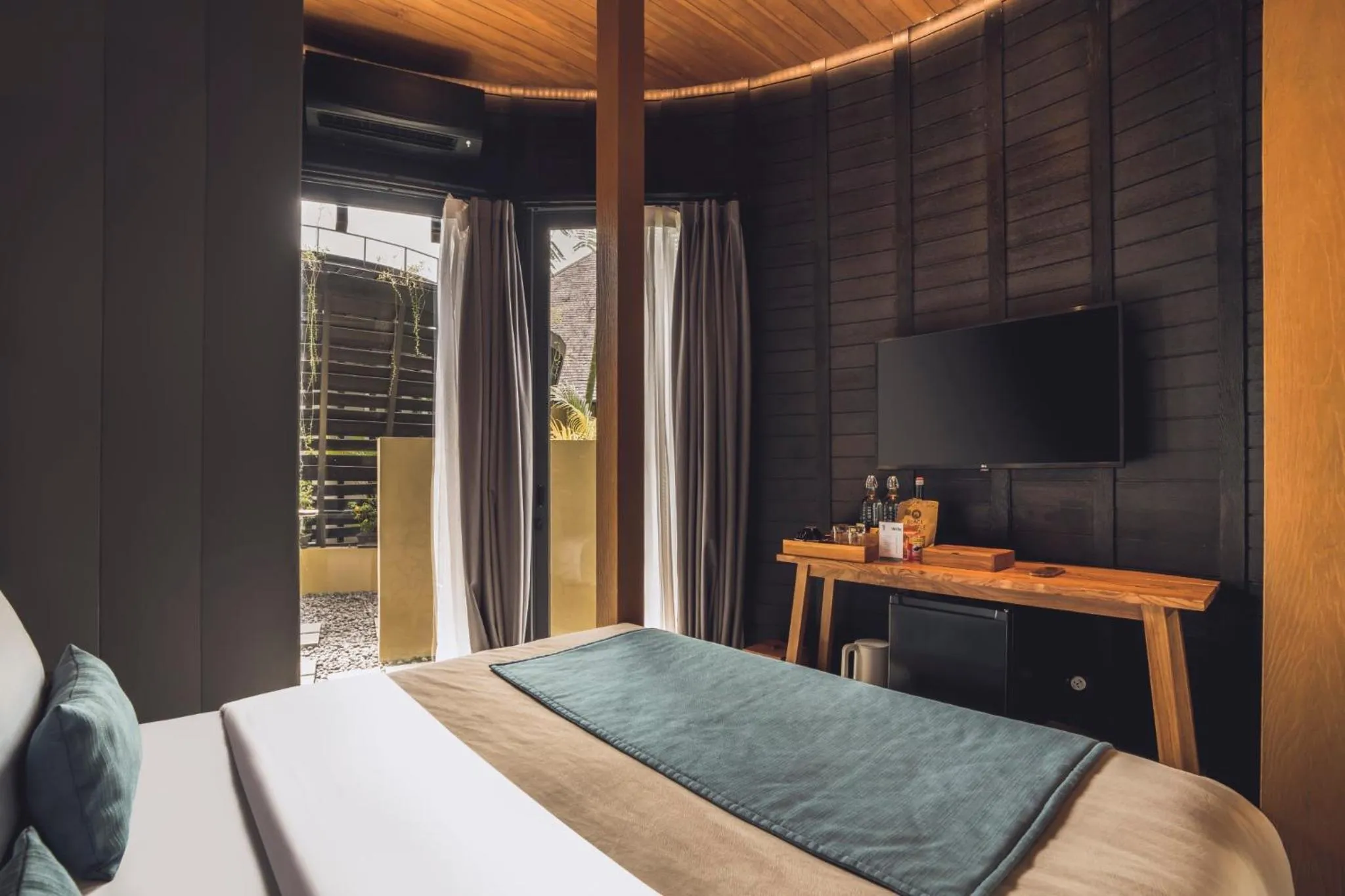 Bedroom, Bed in Canggu Cabana Beach Resort by Ini Vie Hospitality