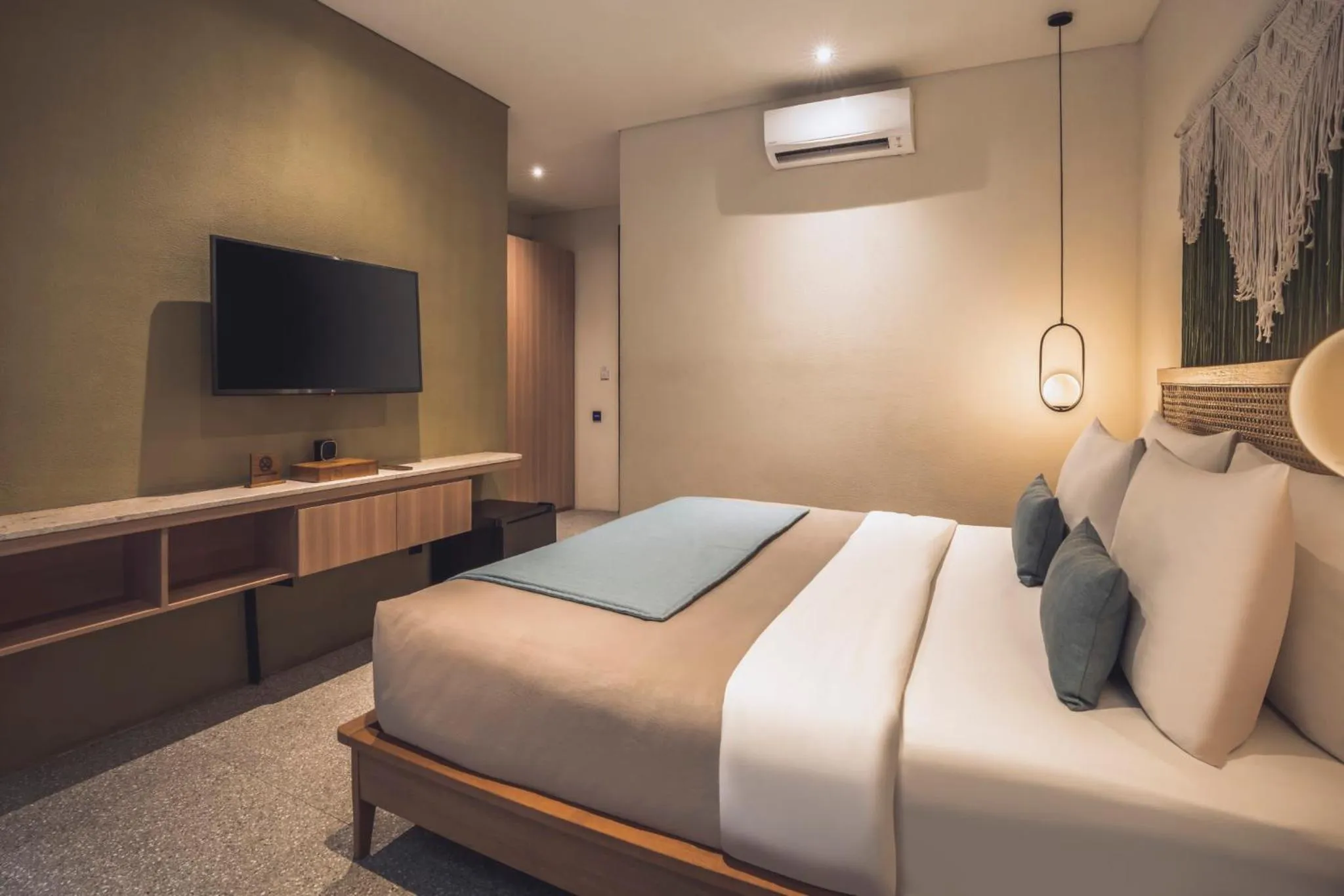 Bedroom, Bed in Canggu Cabana Beach Resort by Ini Vie Hospitality