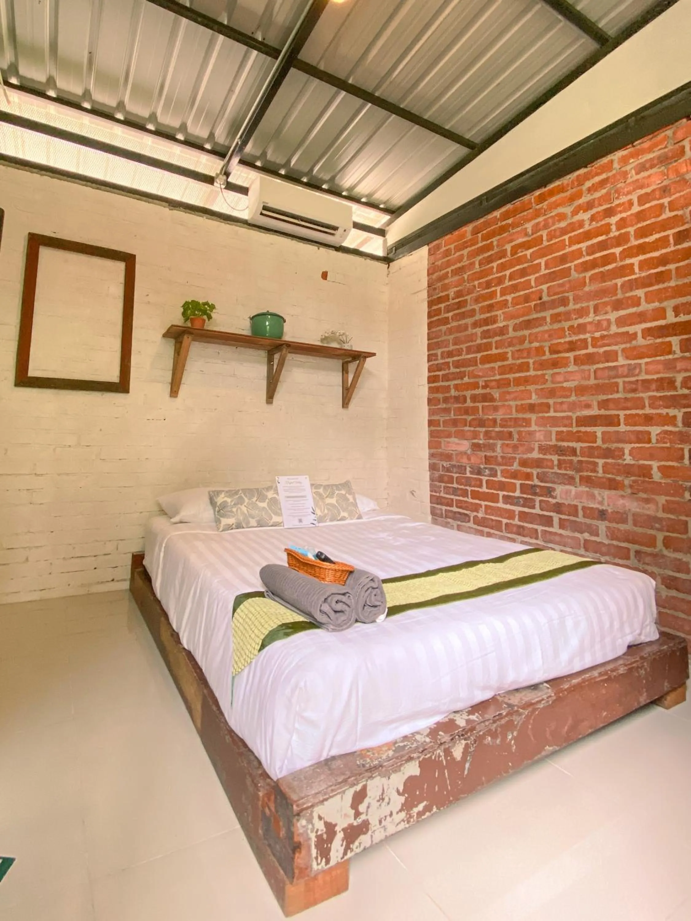 Bed in Tingkat Valley