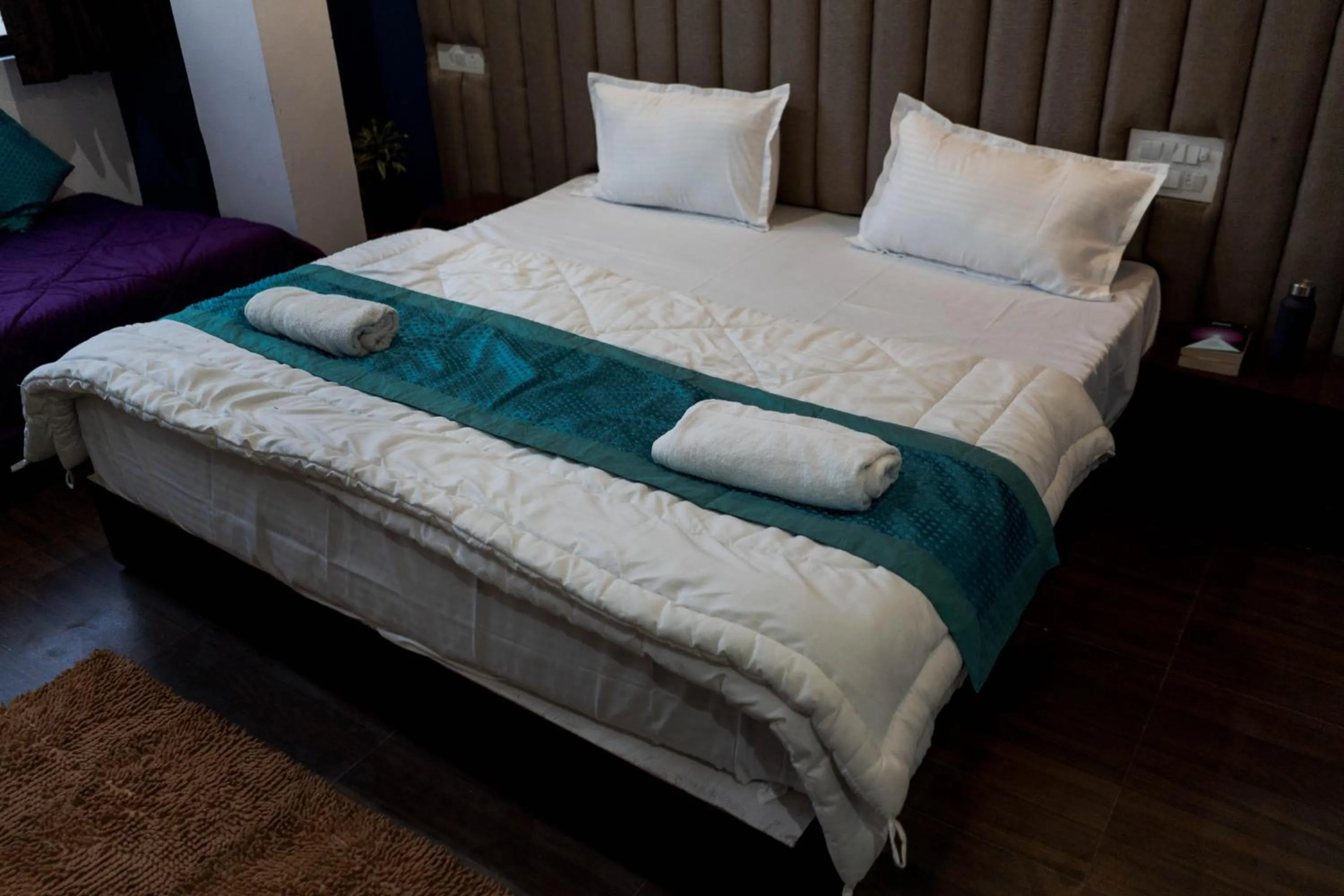 Photo of the whole room, Bed in Spontrail Hostel