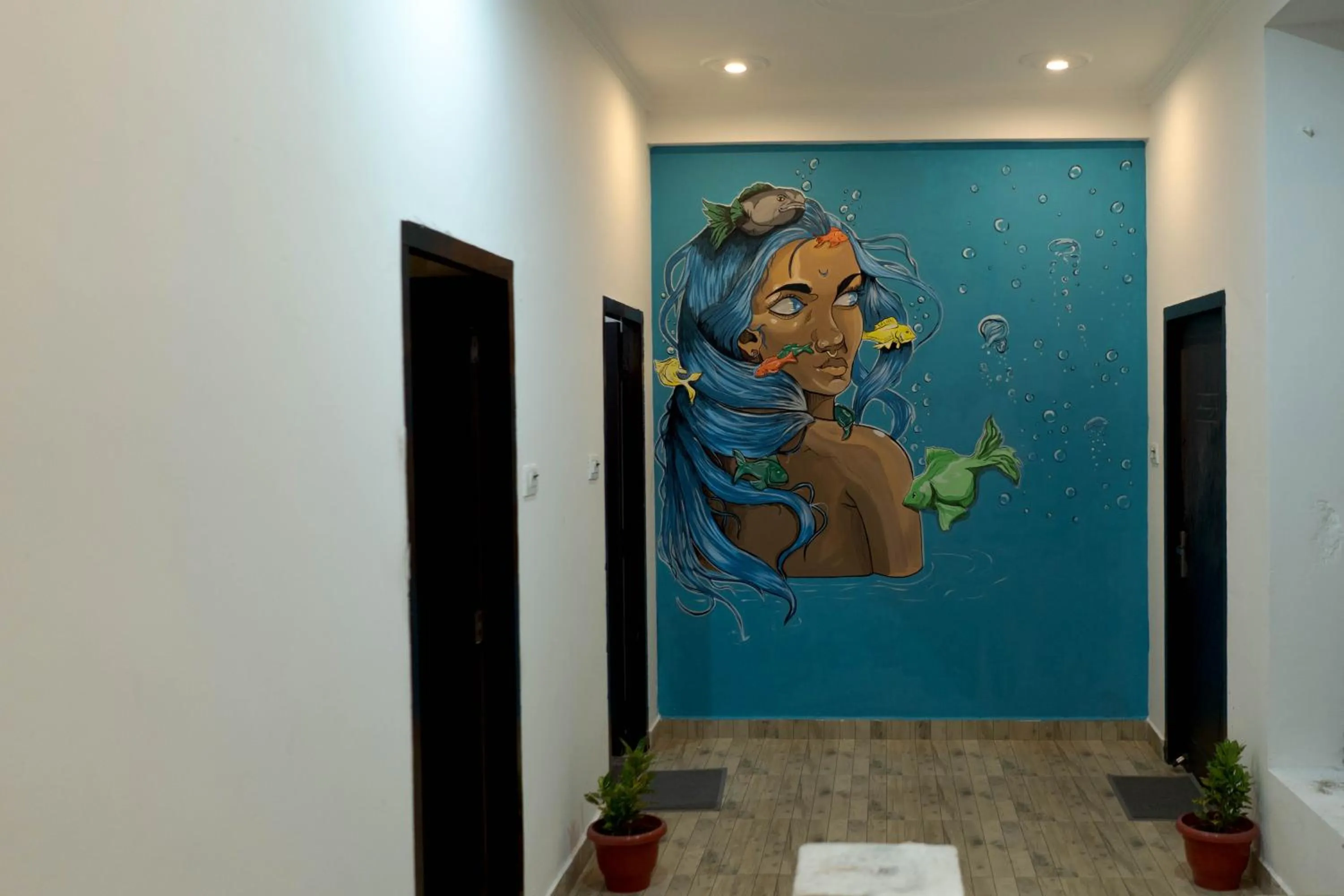 Decorative detail in Spontrail Hostel