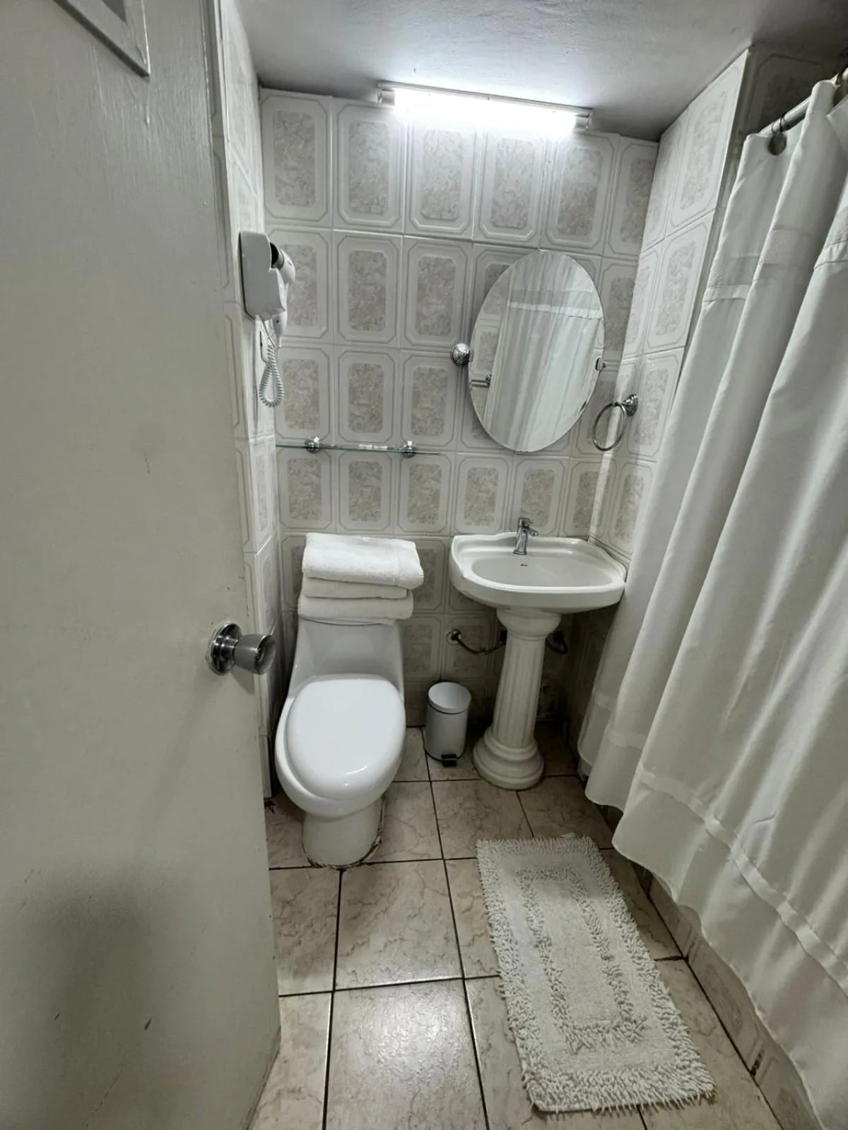 Bathroom in NEW HOTEL CRUZ DEL SUR