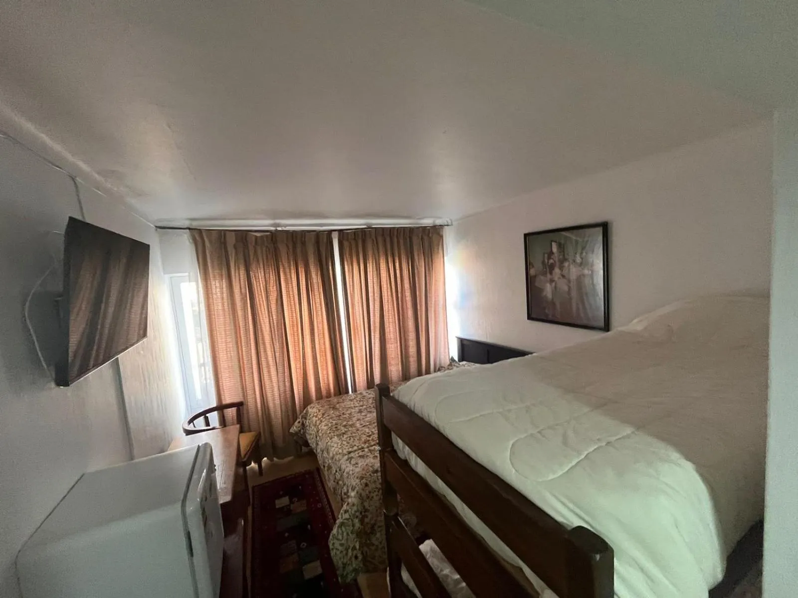 Photo of the whole room, Bed in NEW HOTEL CRUZ DEL SUR