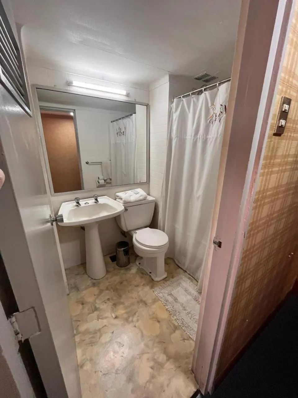 Bathroom in NEW HOTEL CRUZ DEL SUR