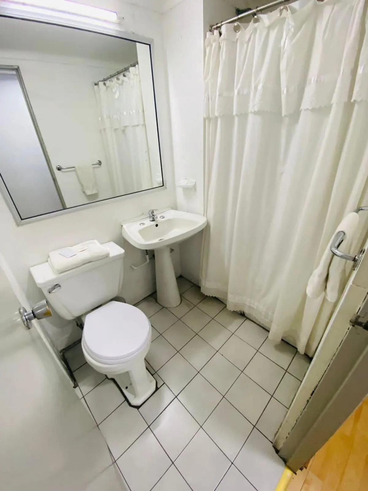 Bathroom in NEW HOTEL CRUZ DEL SUR