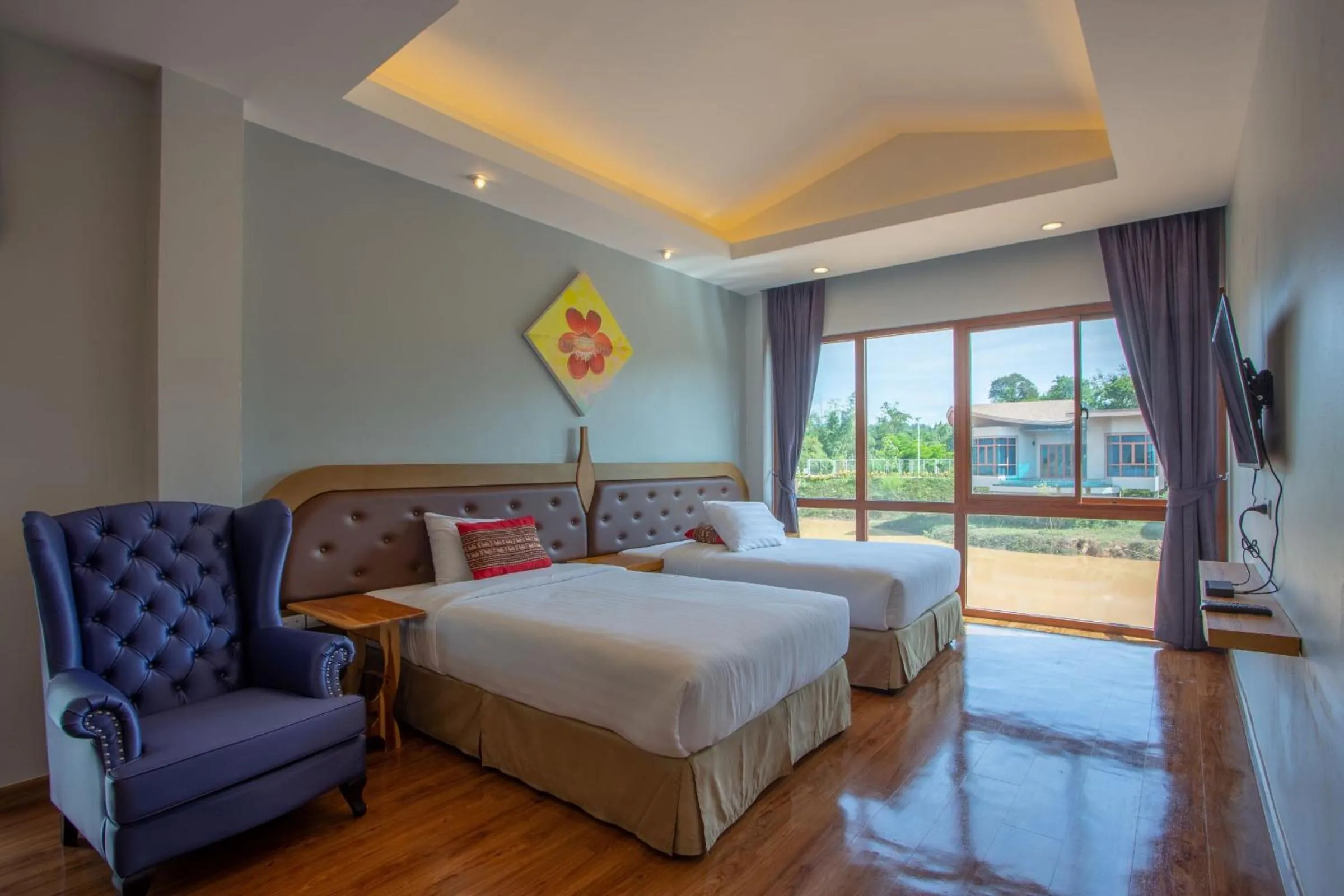 Bed in Nakaburi Sanctuary Resort&Spa